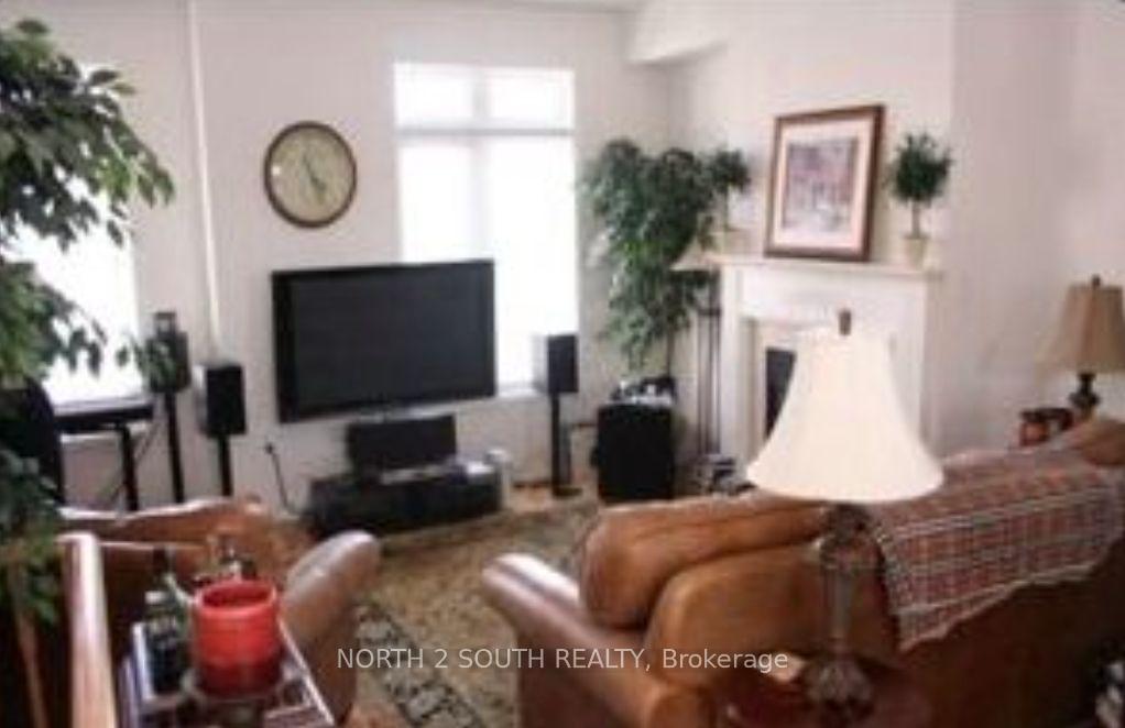 Photo 2 of 80 Burgon Place, Aurora, Aurora Village — HOMEH