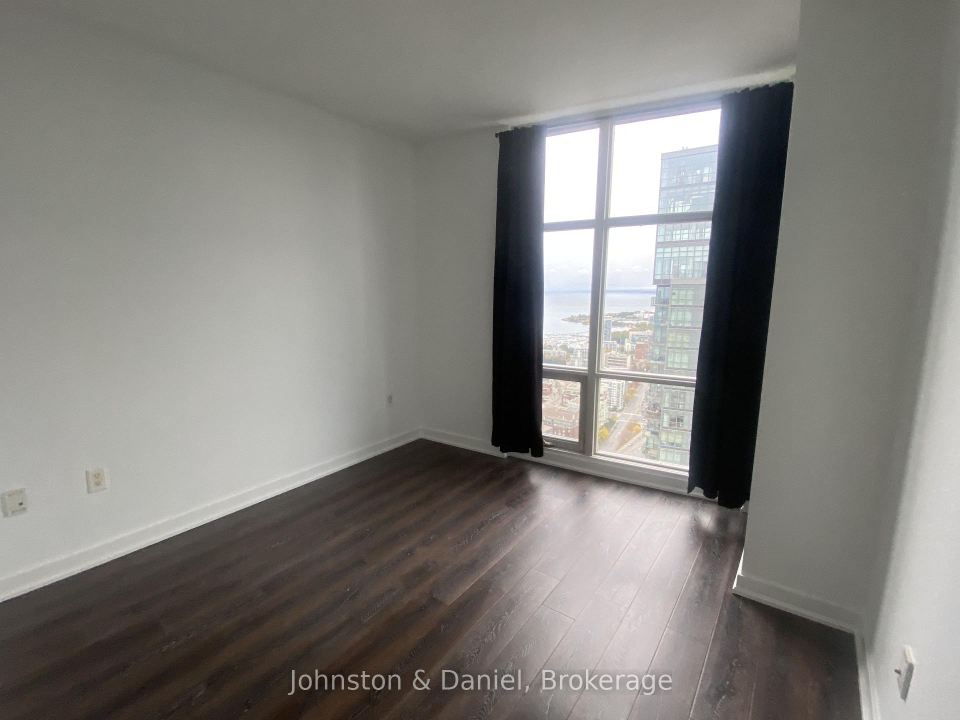 Photo 11 of Unit 5201, 35 Mariner Terrace, Toronto, Waterfront Communities — HOMEH