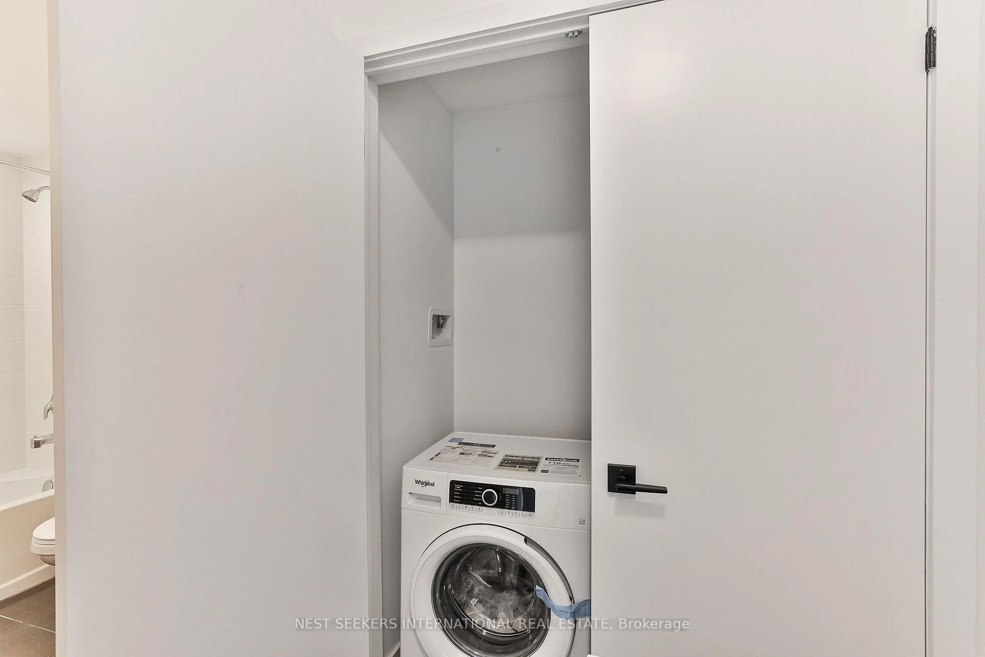 Photo 18 of Unit 304, 4 Spice Way, Barrie, Rural Barrie Southeast — HOMEH