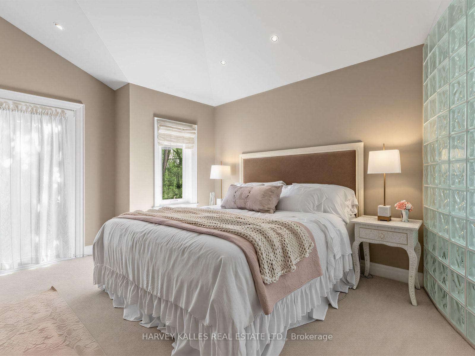 Photo 8 of 397 Brooke Avenue, Toronto, Bedford Park-Nortown — HOMEH
