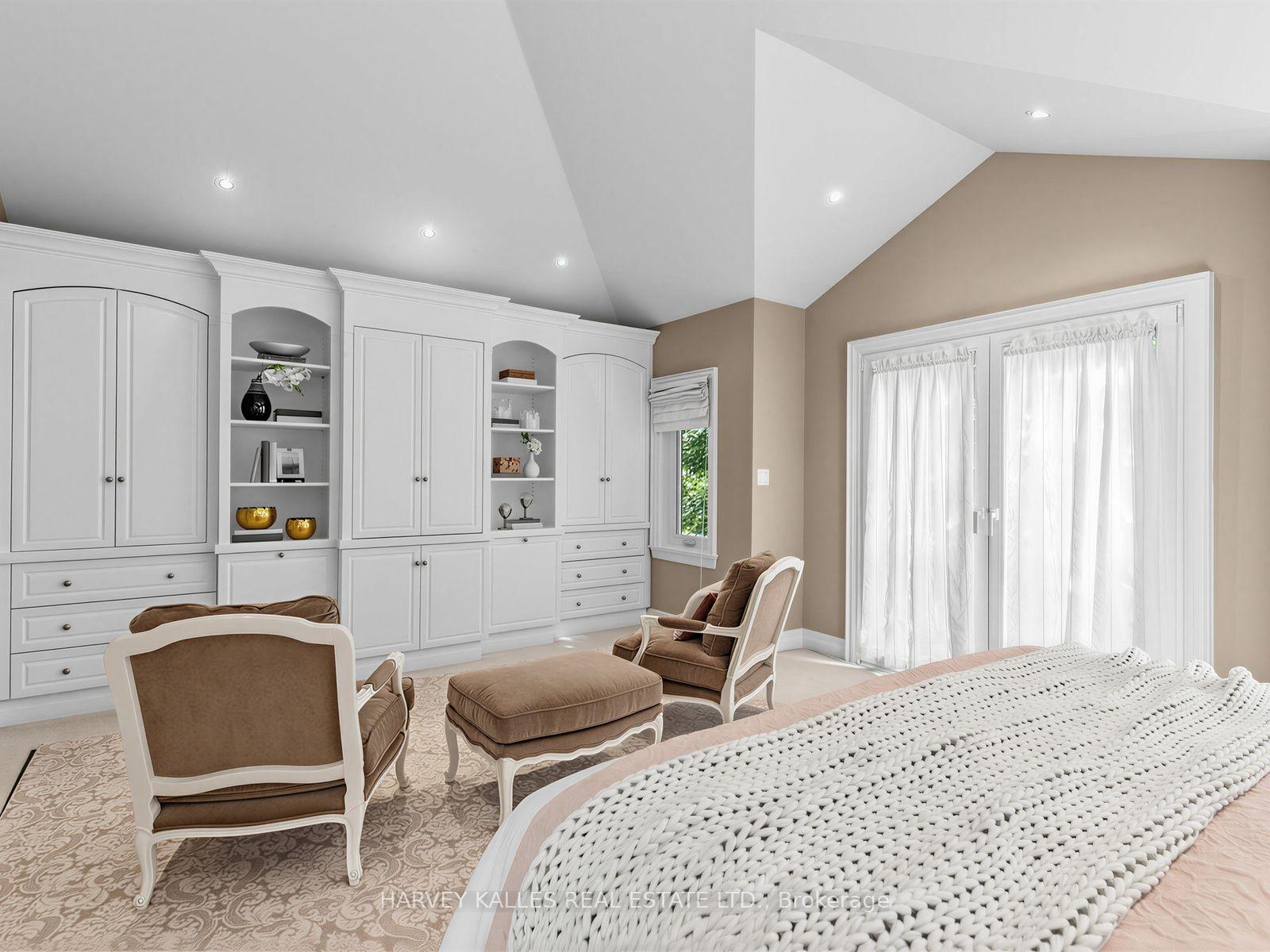 Photo 9 of 397 Brooke Avenue, Toronto, Bedford Park-Nortown — HOMEH