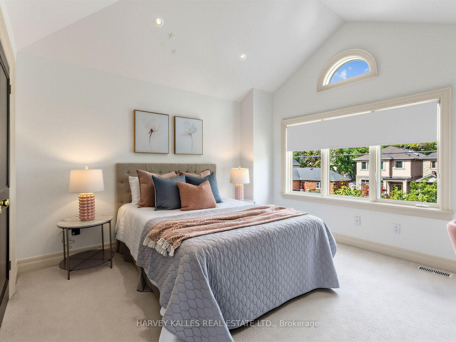 Photo 12 of 397 Brooke Avenue, Toronto, Bedford Park-Nortown — HOMEH
