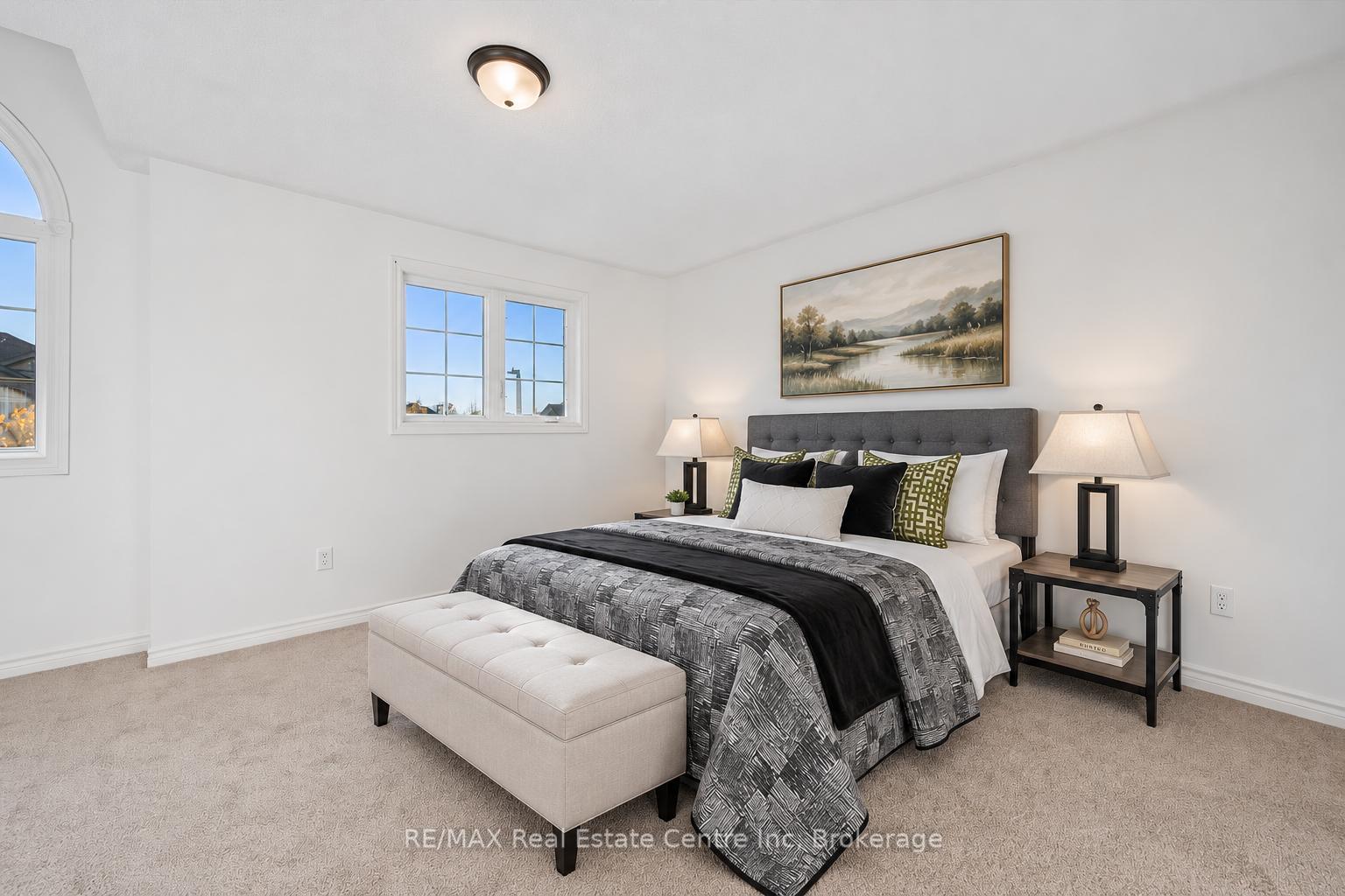 Photo 9 of 6 Revell Drive, Guelph, Clairfields/Hanlon Business Park — HOMEH
