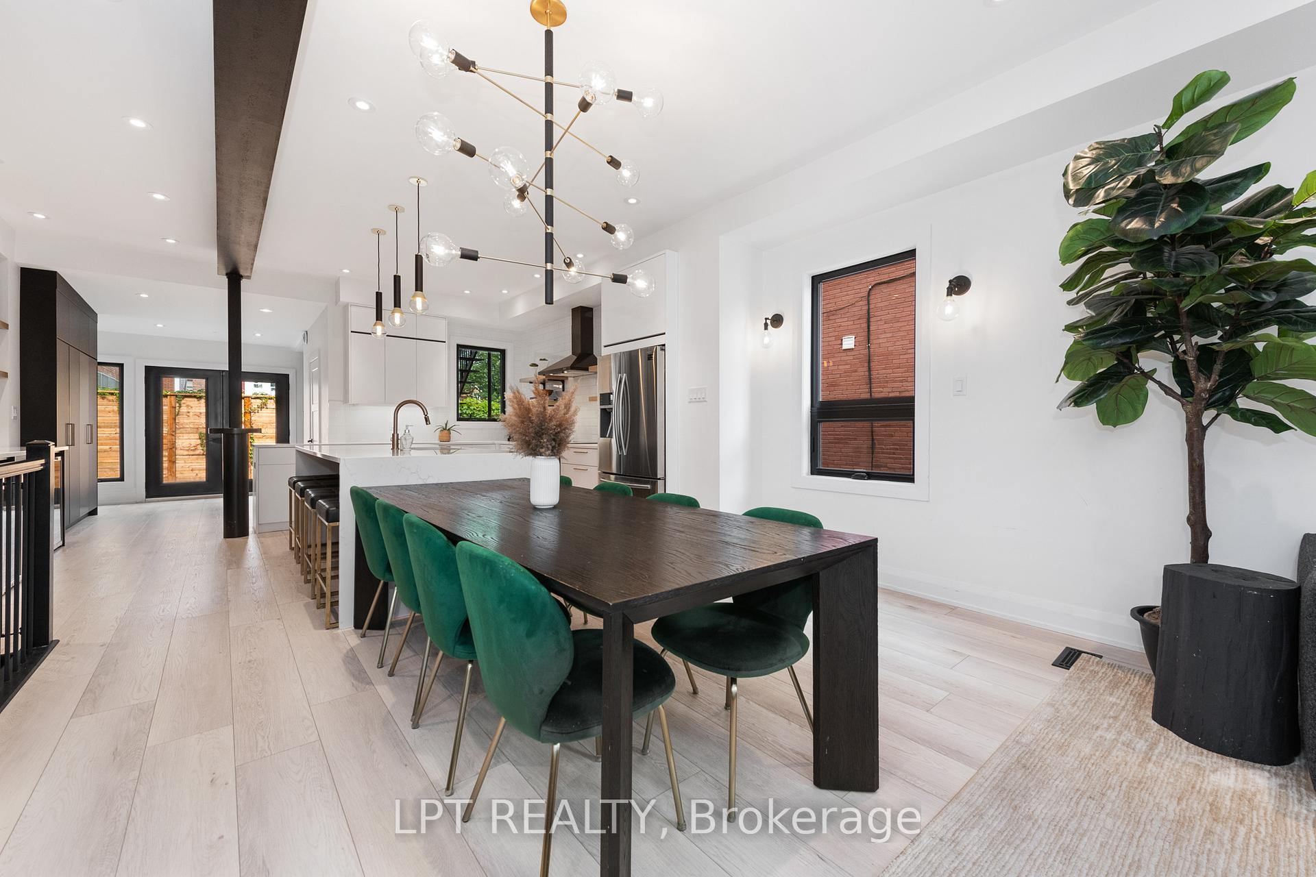 Photo 10 of 323 Booth Street, Ottawa, West Centre Town — HOMEH