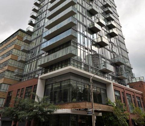 Front of Unit 2805, 75 St Nicholas Street