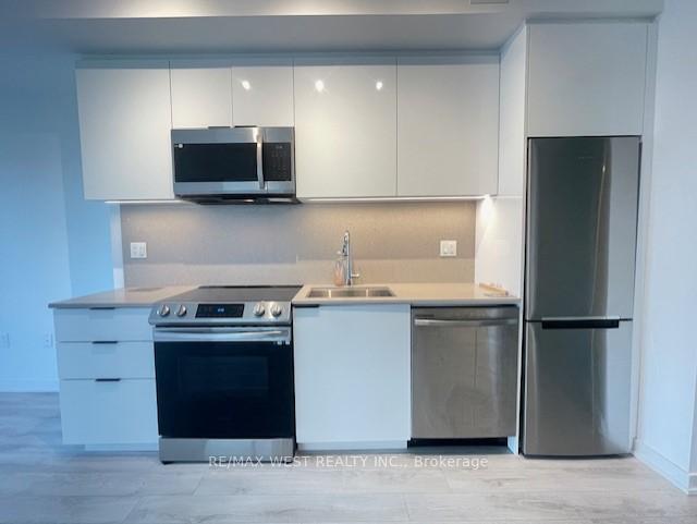 Photo 8 of Unit 910, 50 Power Street, Toronto, Moss Park — HOMEH