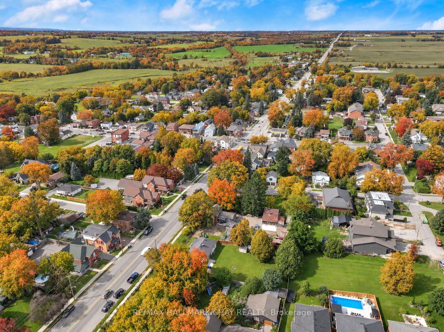 Photo 20 of 11 King Street S, Innisfil, Cookstown — HOMEH