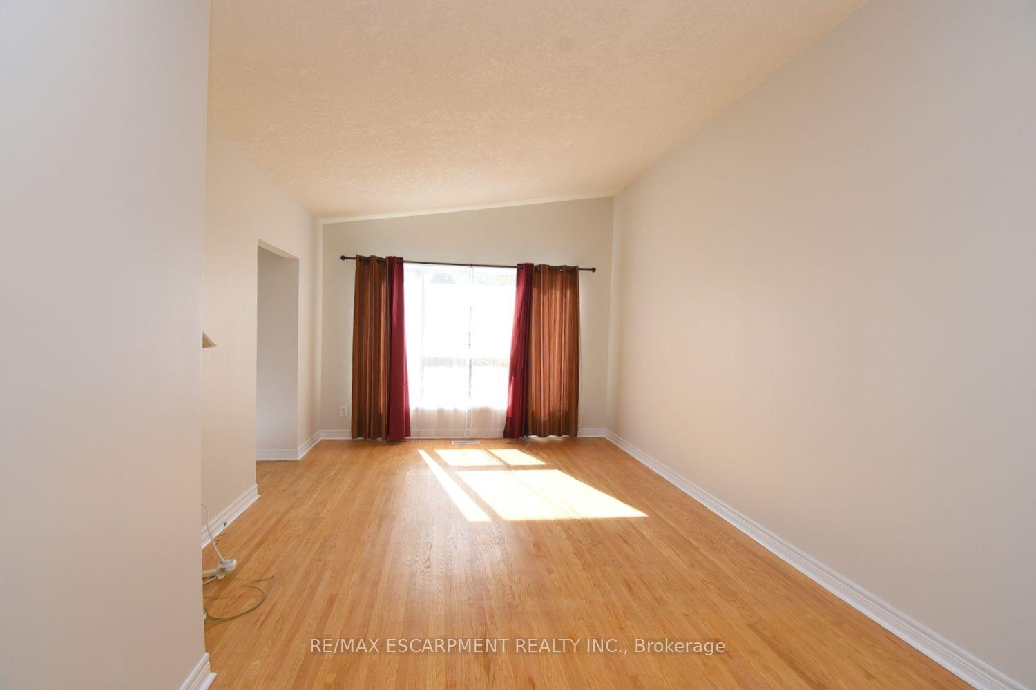 Photo 9 of 5 Ronaldshay Avenue, Hamilton, Greeningdon — HOMEH
