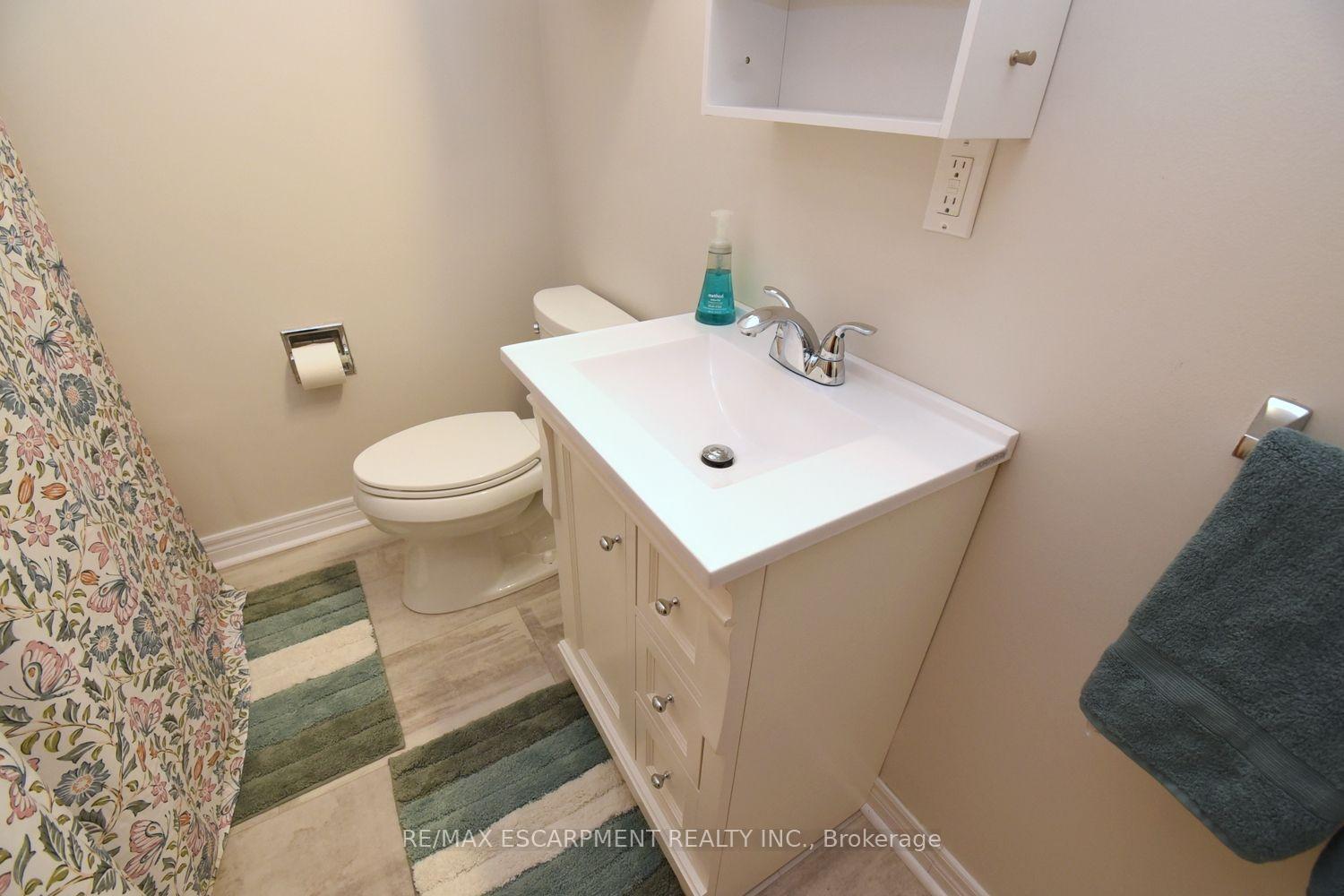 Photo 49 of 5 Ronaldshay Avenue, Hamilton, Greeningdon — HOMEH