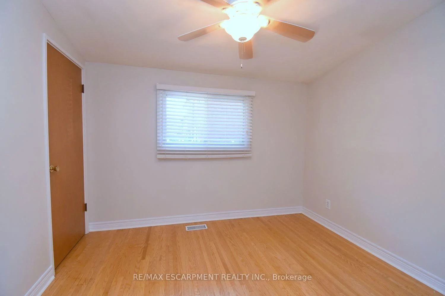 Photo 40 of 5 Ronaldshay Avenue, Hamilton, Greeningdon — HOMEH