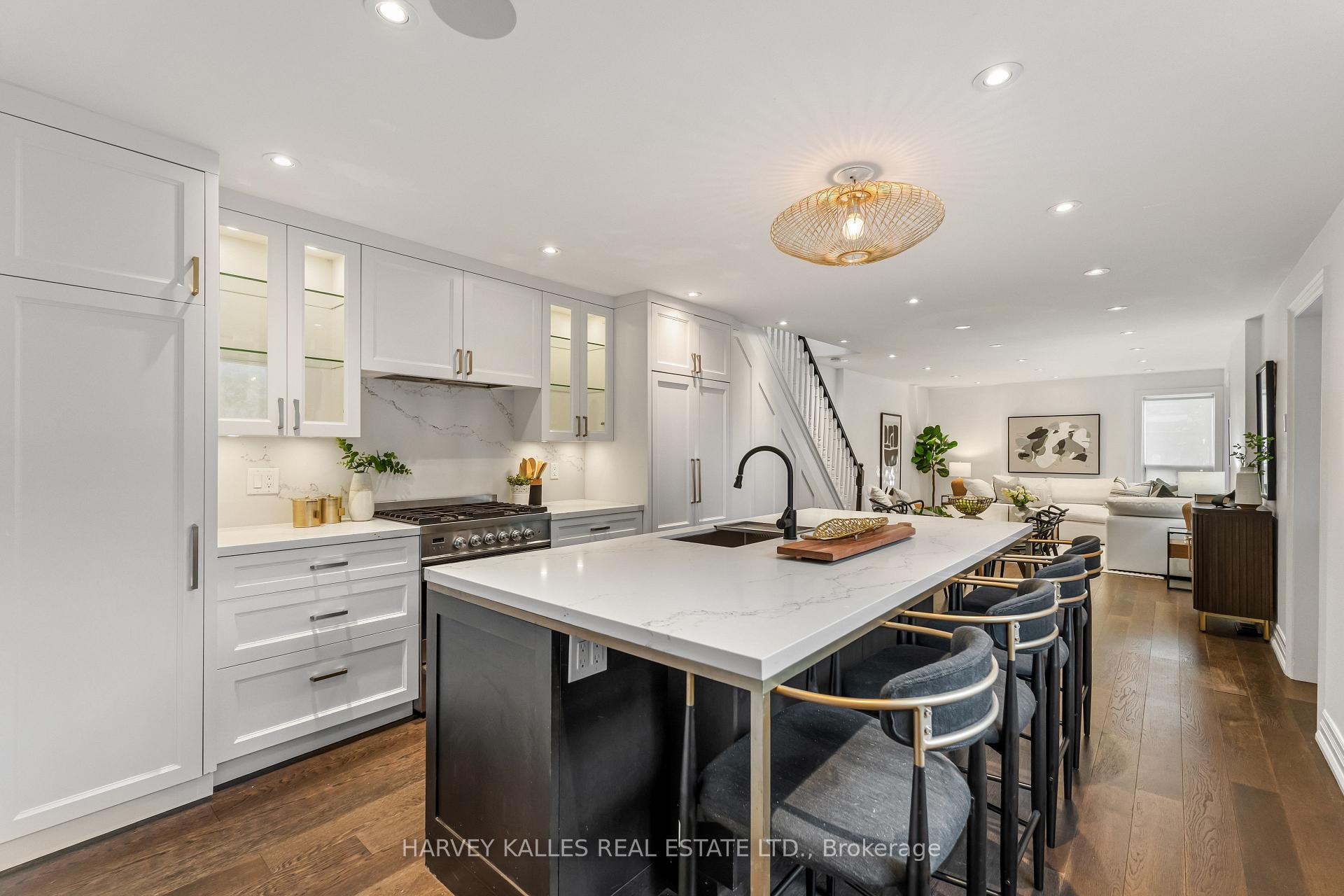 Photo 10 of 15 Markham Street, Toronto, Trinity-Bellwoods — HOMEH