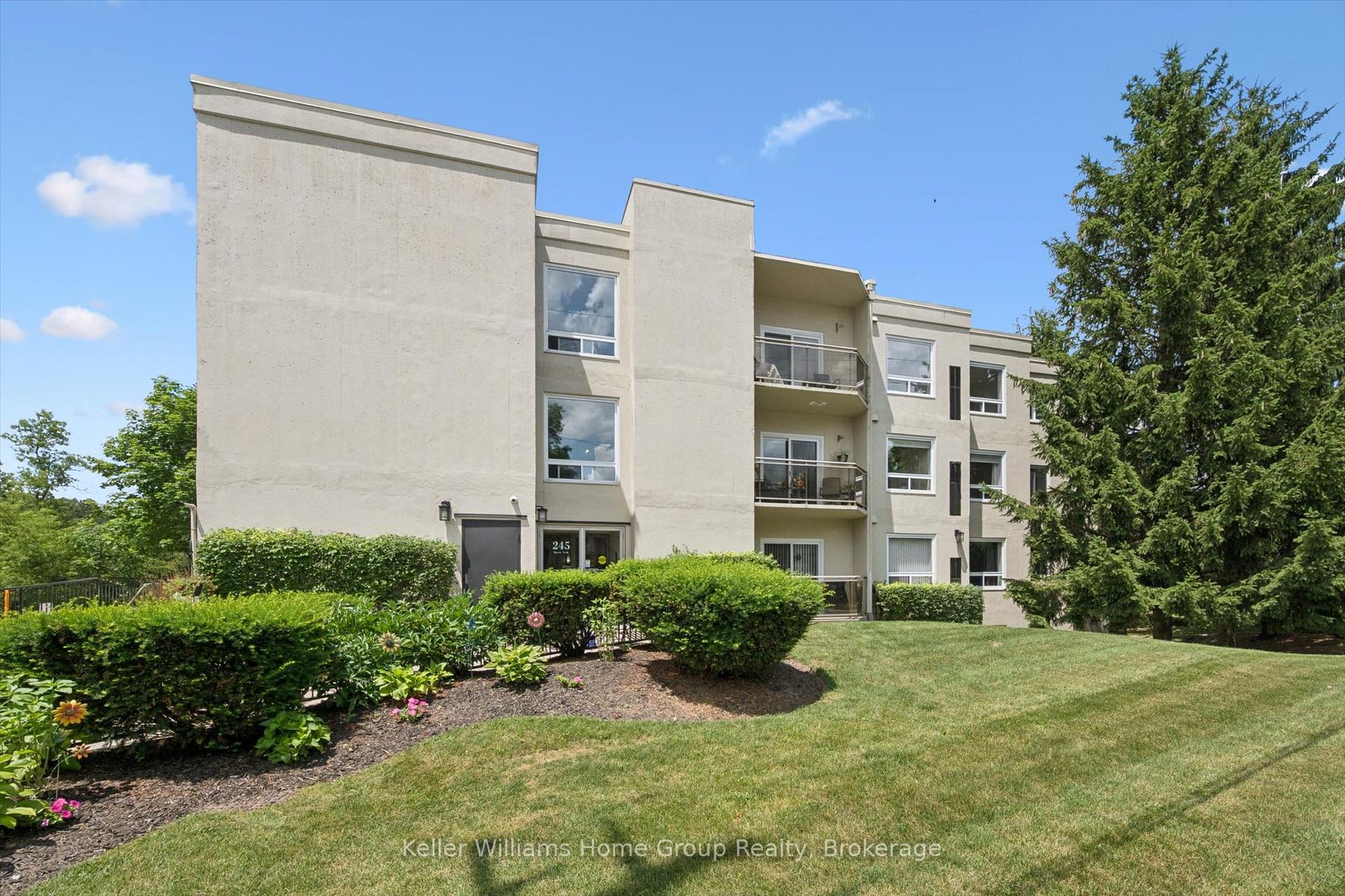 Front of Unit 305, 245 Queen Street W