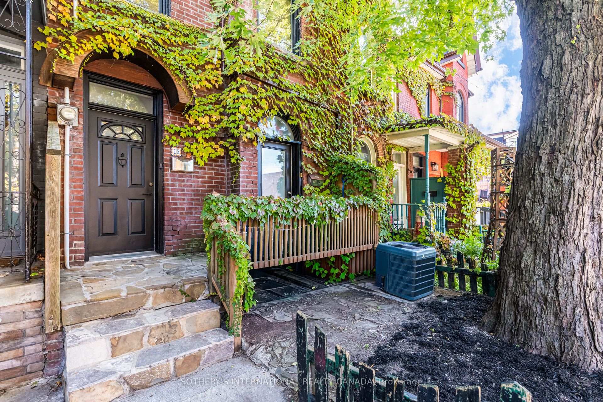 Photo 1 of 13 Euclid Avenue, Toronto, Trinity-Bellwoods — HOMEH