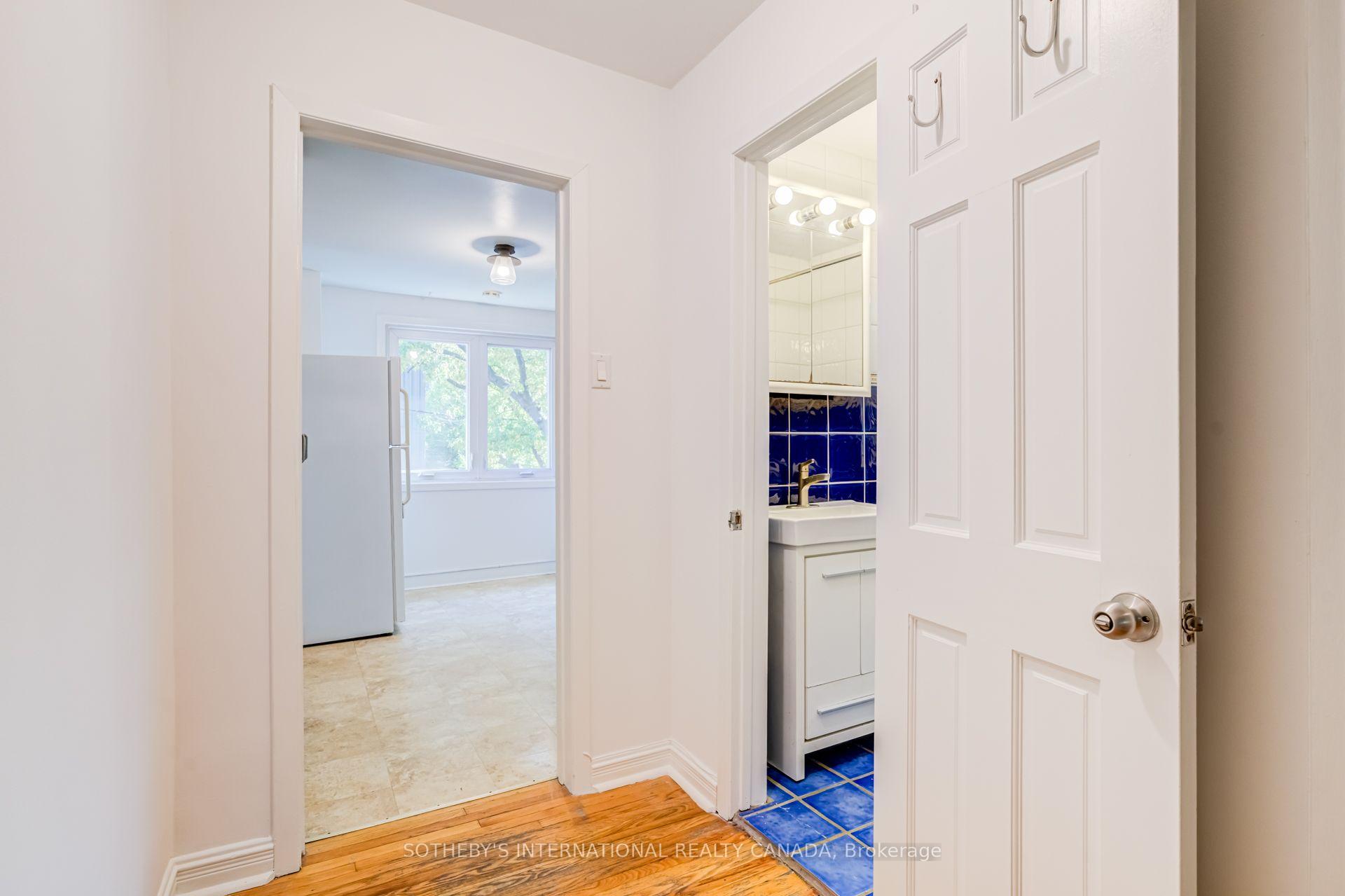 Photo 10 of 13 Euclid Avenue, Toronto, Trinity-Bellwoods — HOMEH