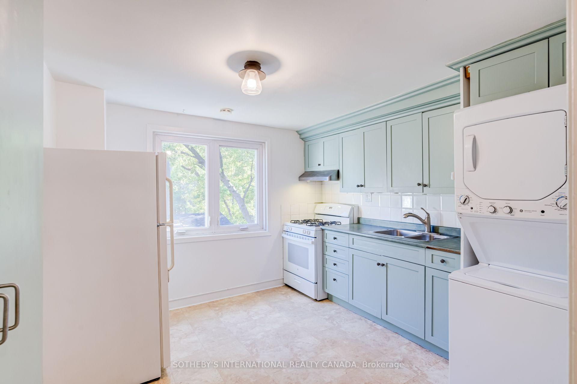 Photo 11 of 13 Euclid Avenue, Toronto, Trinity-Bellwoods — HOMEH