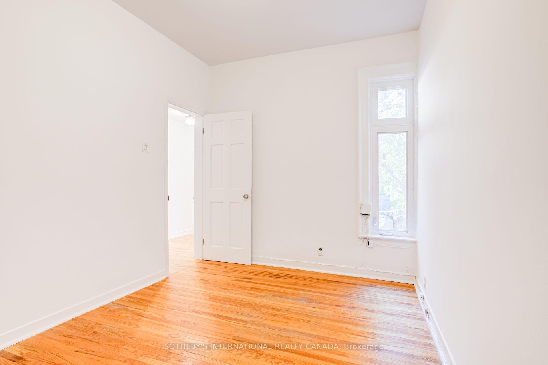 Photo 16 of 13 Euclid Avenue, Toronto, Trinity-Bellwoods — HOMEH