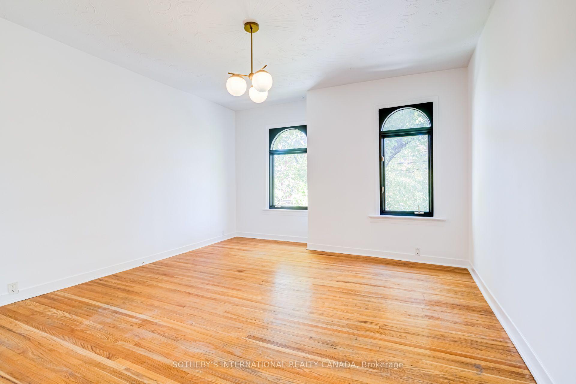 Photo 17 of 13 Euclid Avenue, Toronto, Trinity-Bellwoods — HOMEH