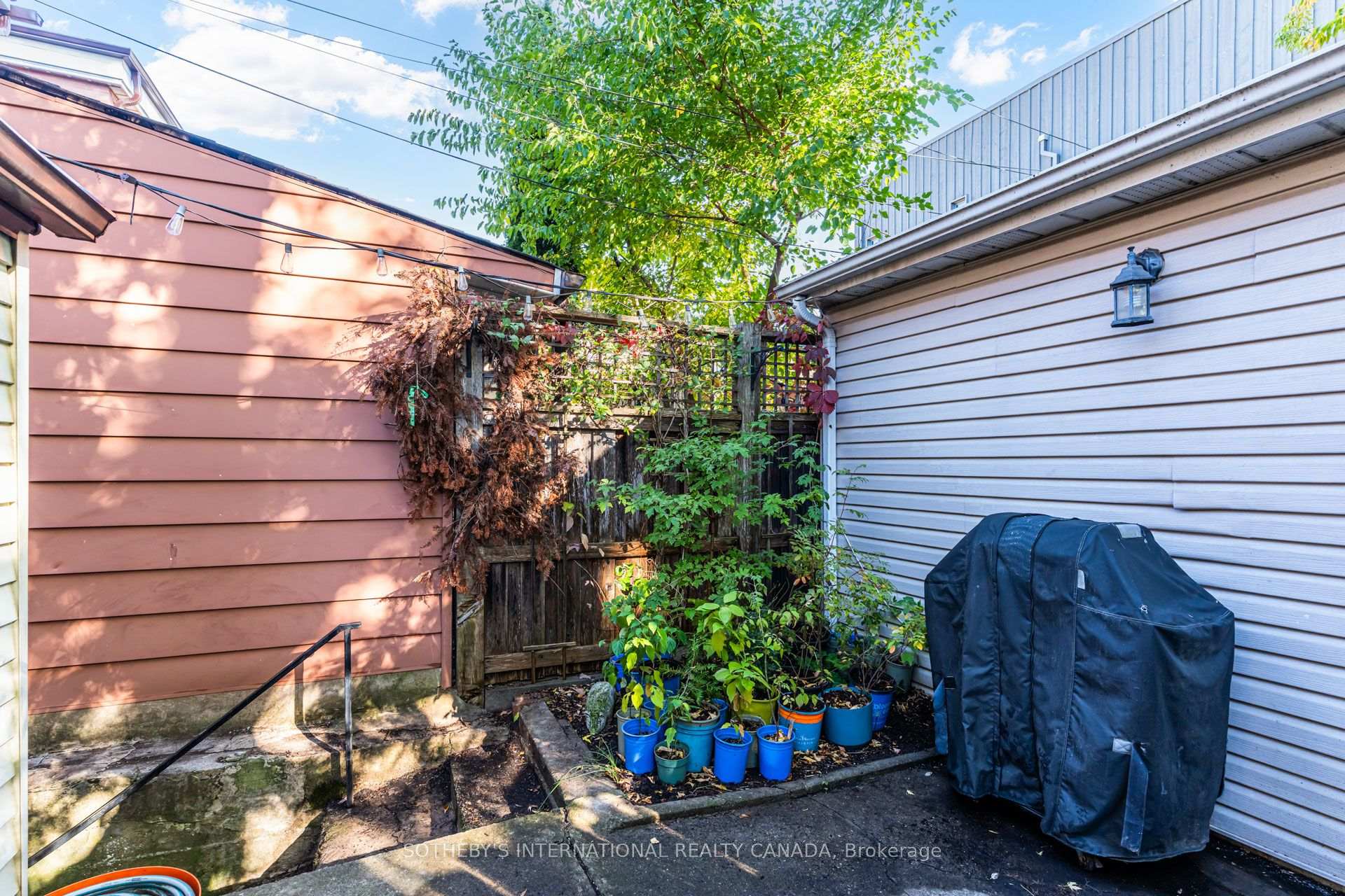 Photo 37 of 13 Euclid Avenue, Toronto, Trinity-Bellwoods — HOMEH