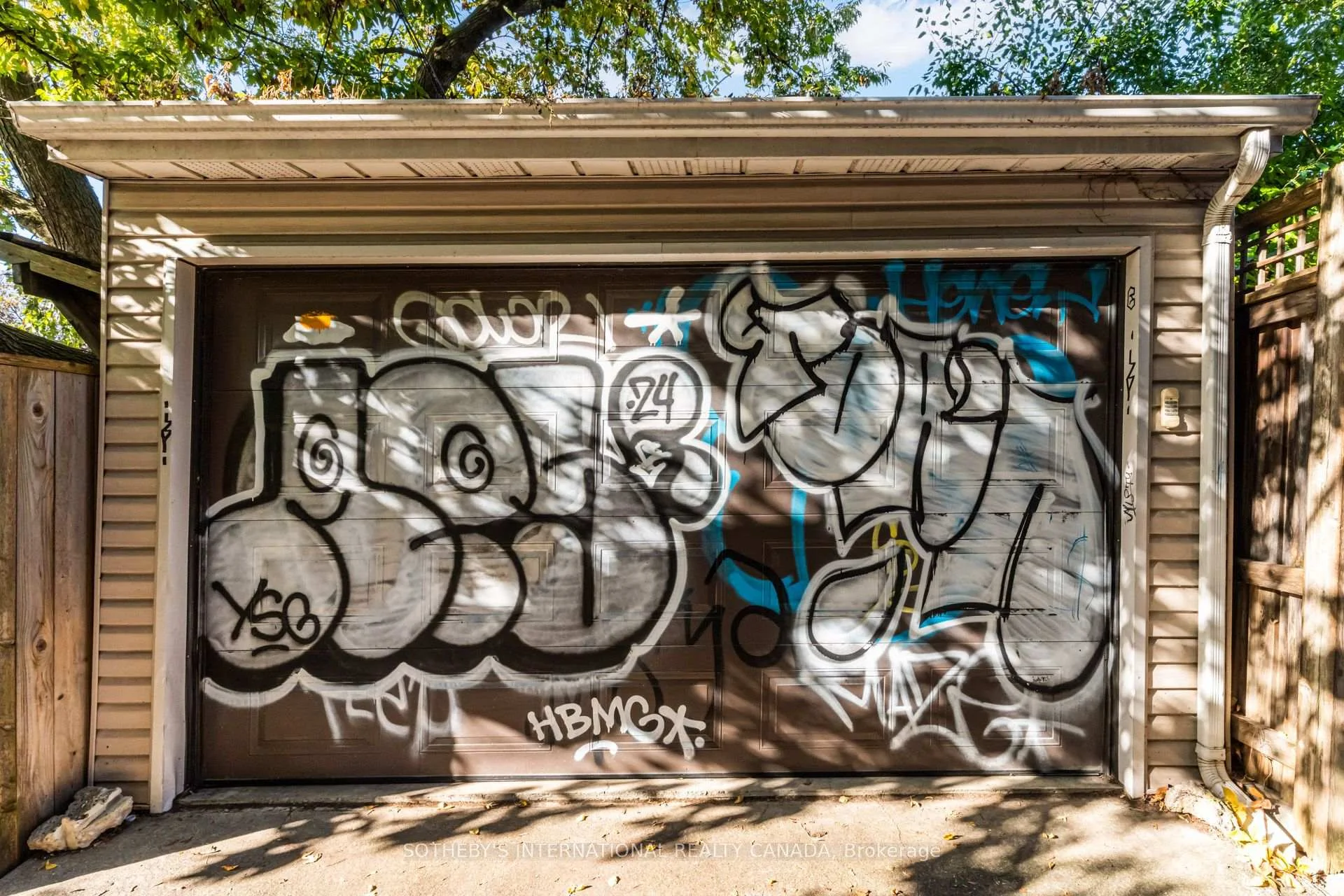 Photo 46 of 13 Euclid Avenue, Toronto, Trinity-Bellwoods — HOMEH