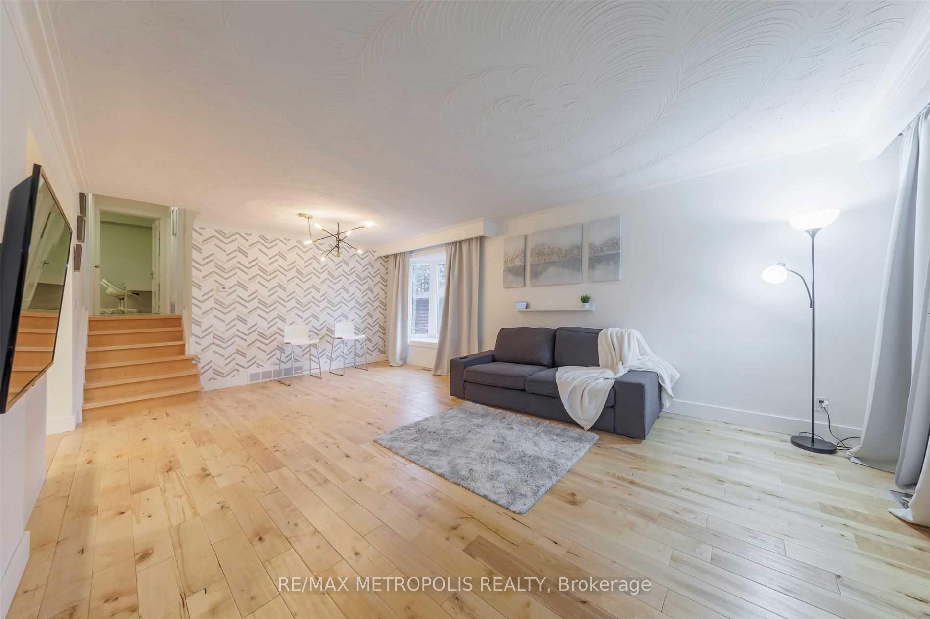 Photo 3 of Unit Main, 21 Hills Road, Ajax, South East — HOMEH