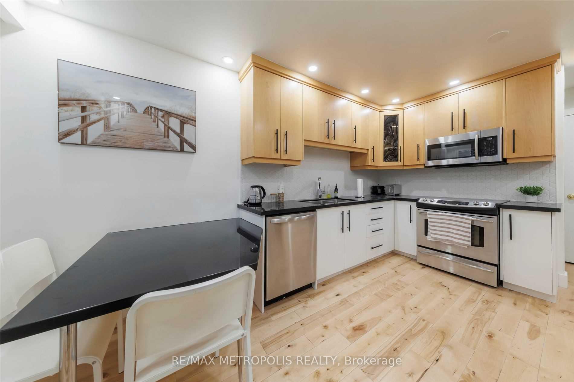 Photo 5 of Unit Main, 21 Hills Road, Ajax, South East — HOMEH