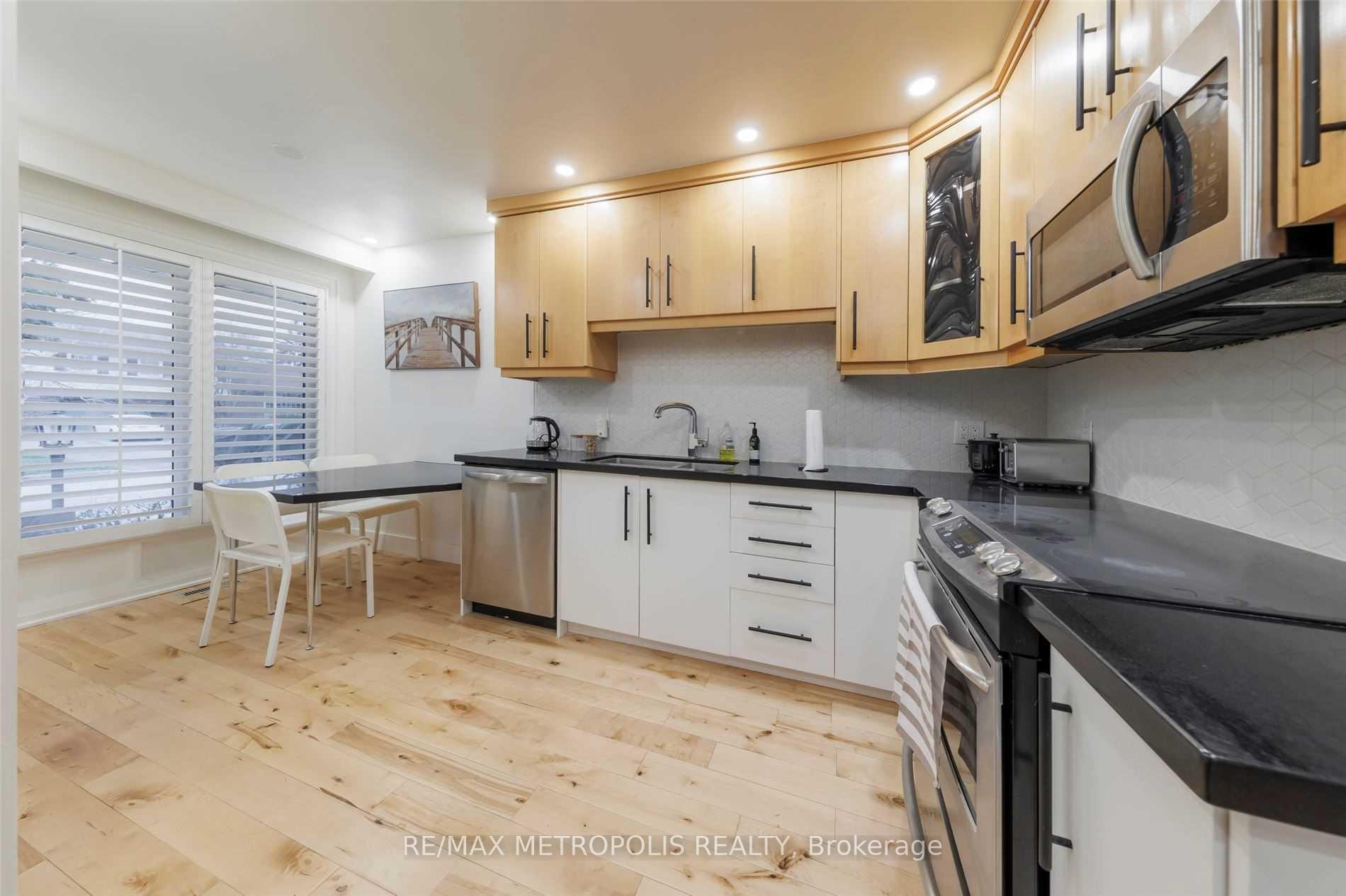 Photo 6 of Unit Main, 21 Hills Road, Ajax, South East — HOMEH