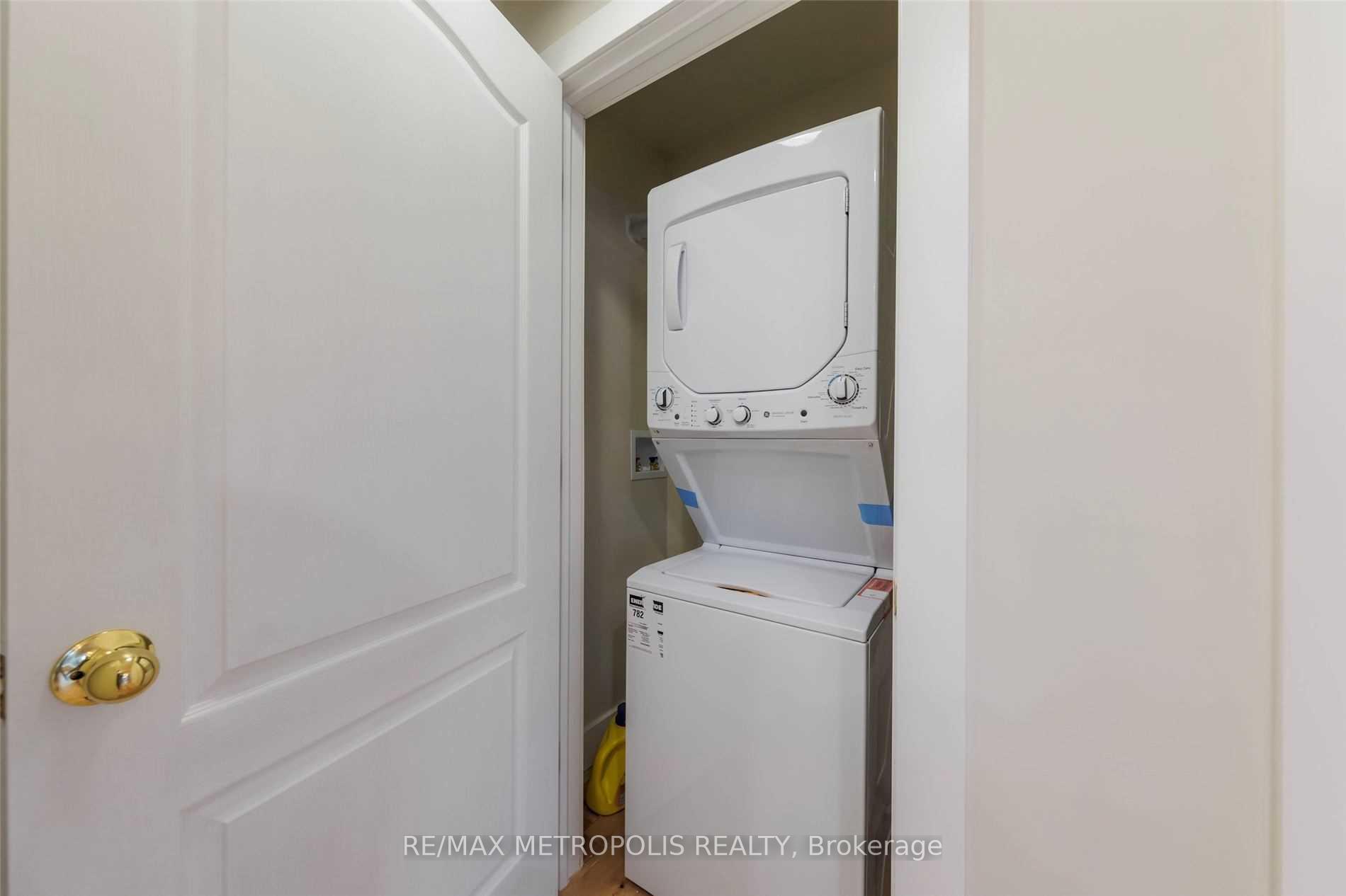 Photo 9 of Unit Main, 21 Hills Road, Ajax, South East — HOMEH
