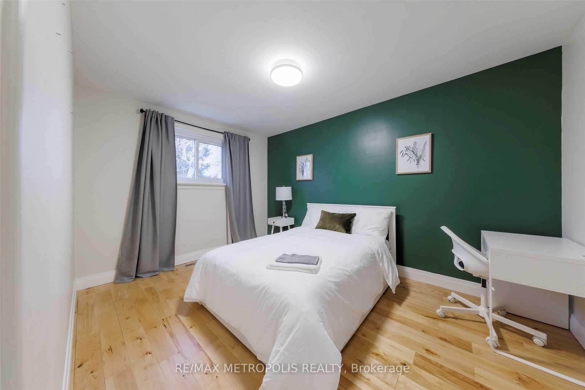Photo 13 of Unit Main, 21 Hills Road, Ajax, South East — HOMEH