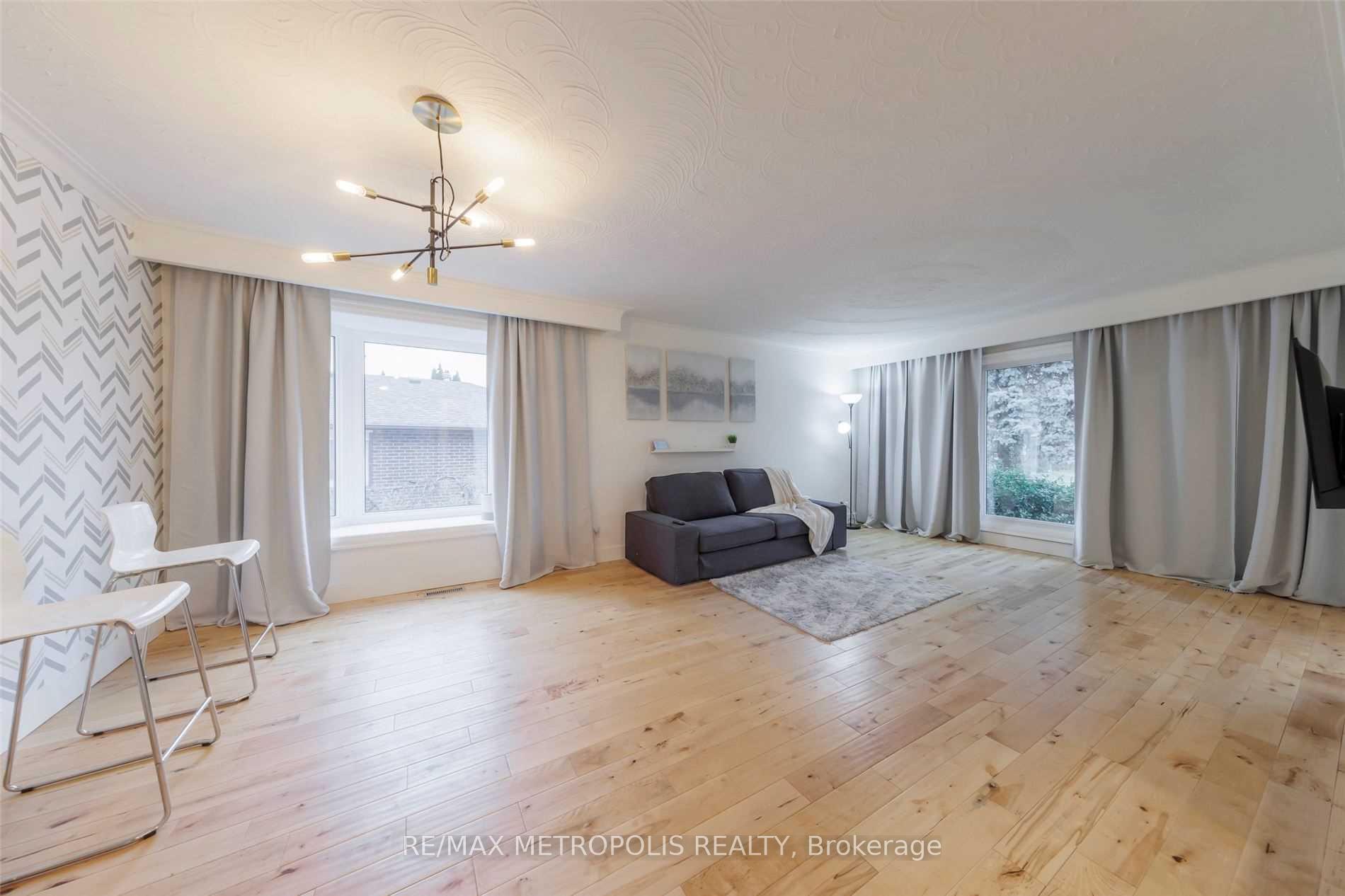 Photo 15 of Unit Main, 21 Hills Road, Ajax, South East — HOMEH