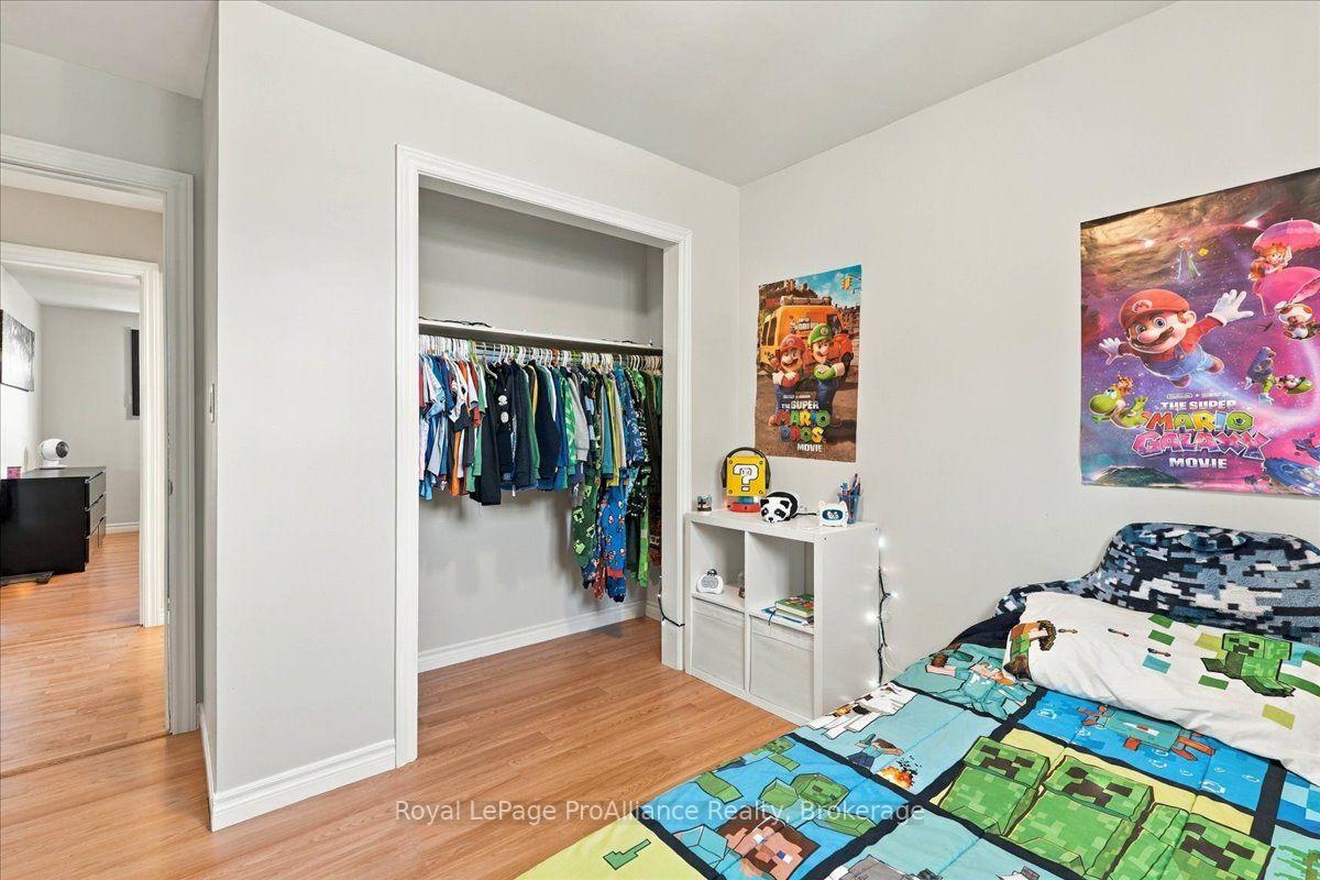 Photo 19 of 25 Ashley Street, Belleville, Thurlow Ward — HOMEH