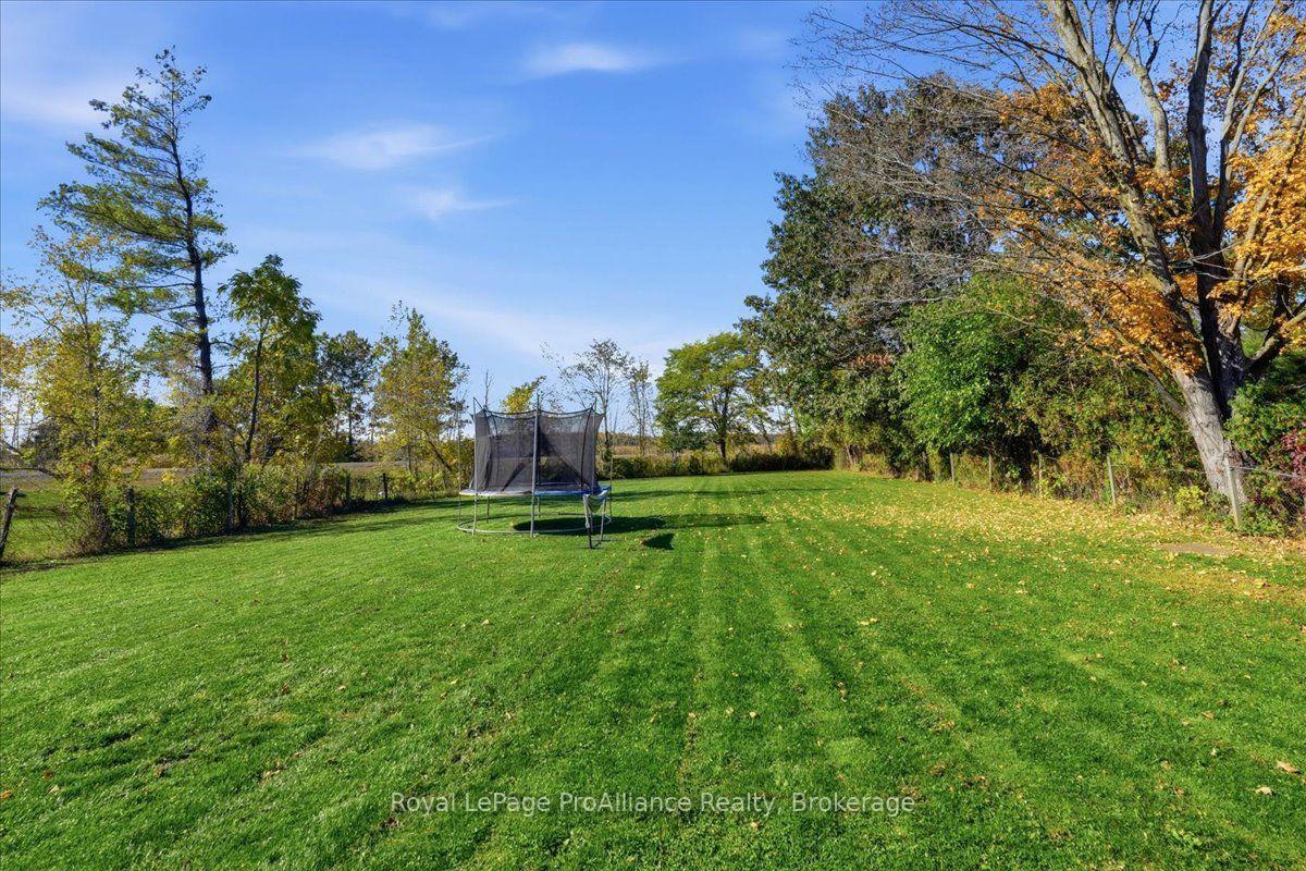 Photo 35 of 25 Ashley Street, Belleville, Thurlow Ward — HOMEH