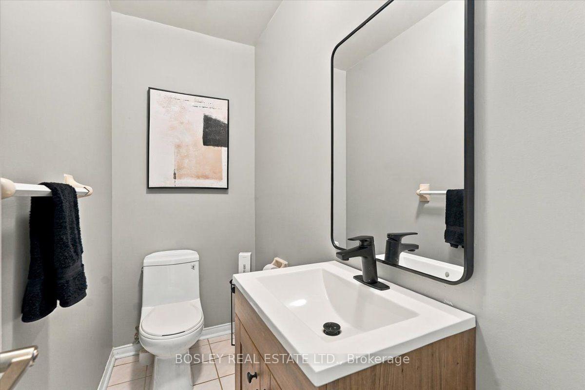 Photo 13 of 2259 Cottonwood Circle, Pickering, Liverpool — HOMEH