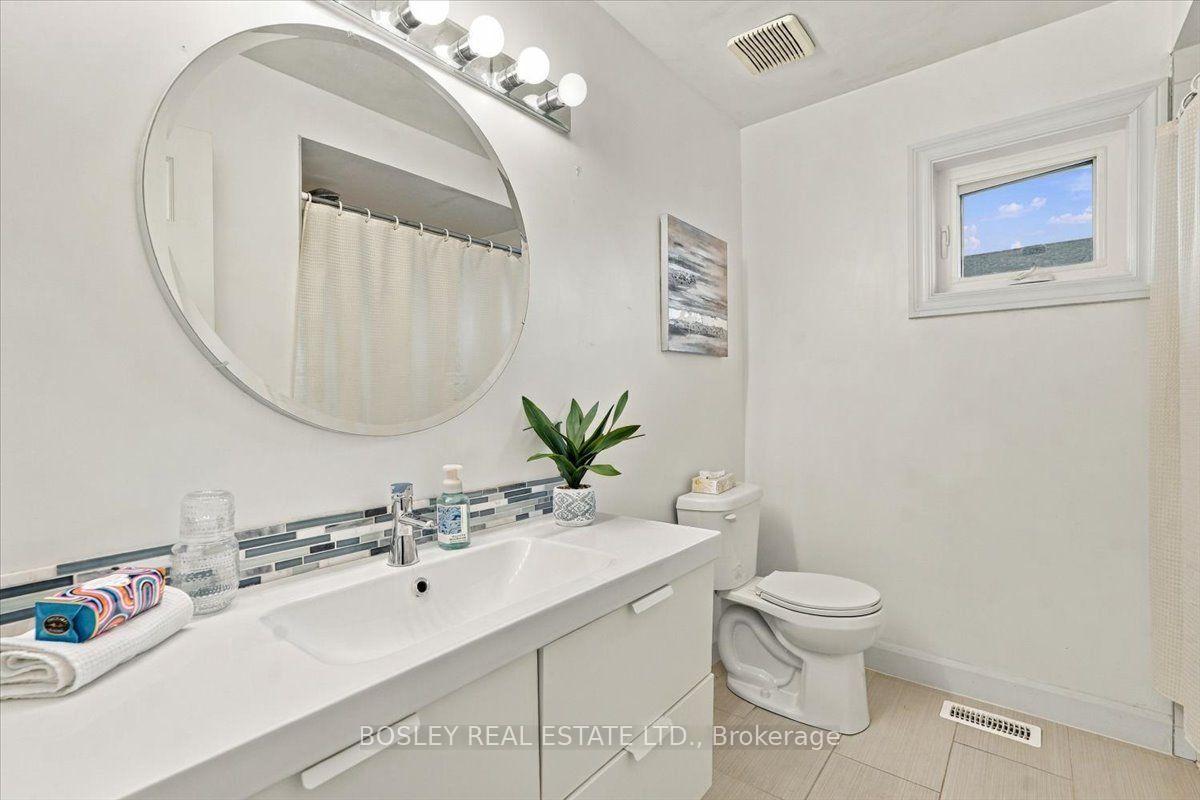 Photo 25 of 2259 Cottonwood Circle, Pickering, Liverpool — HOMEH