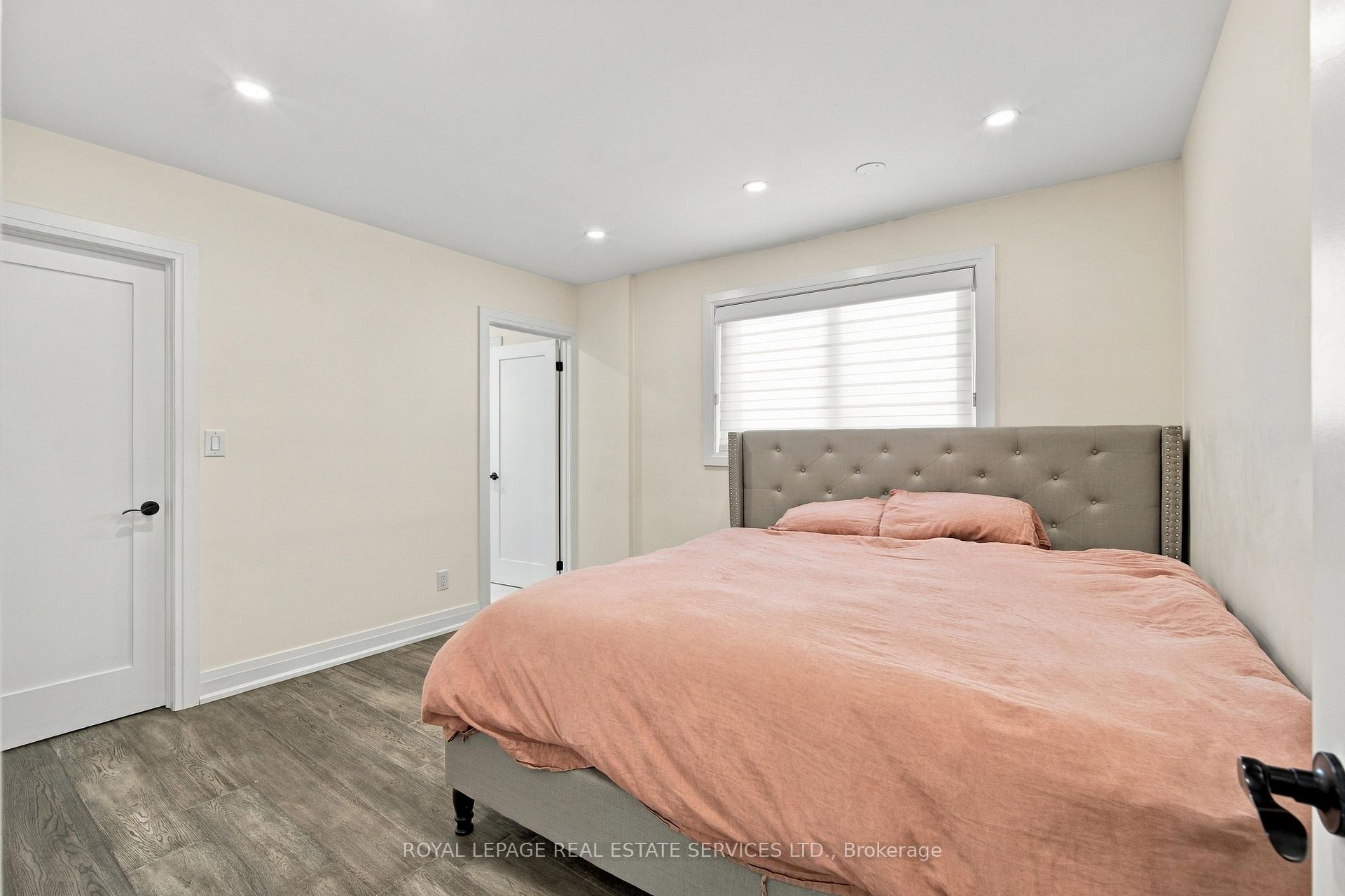 Photo 15 of 560 Stonecliffe Road, Oakville, West — HOMEH