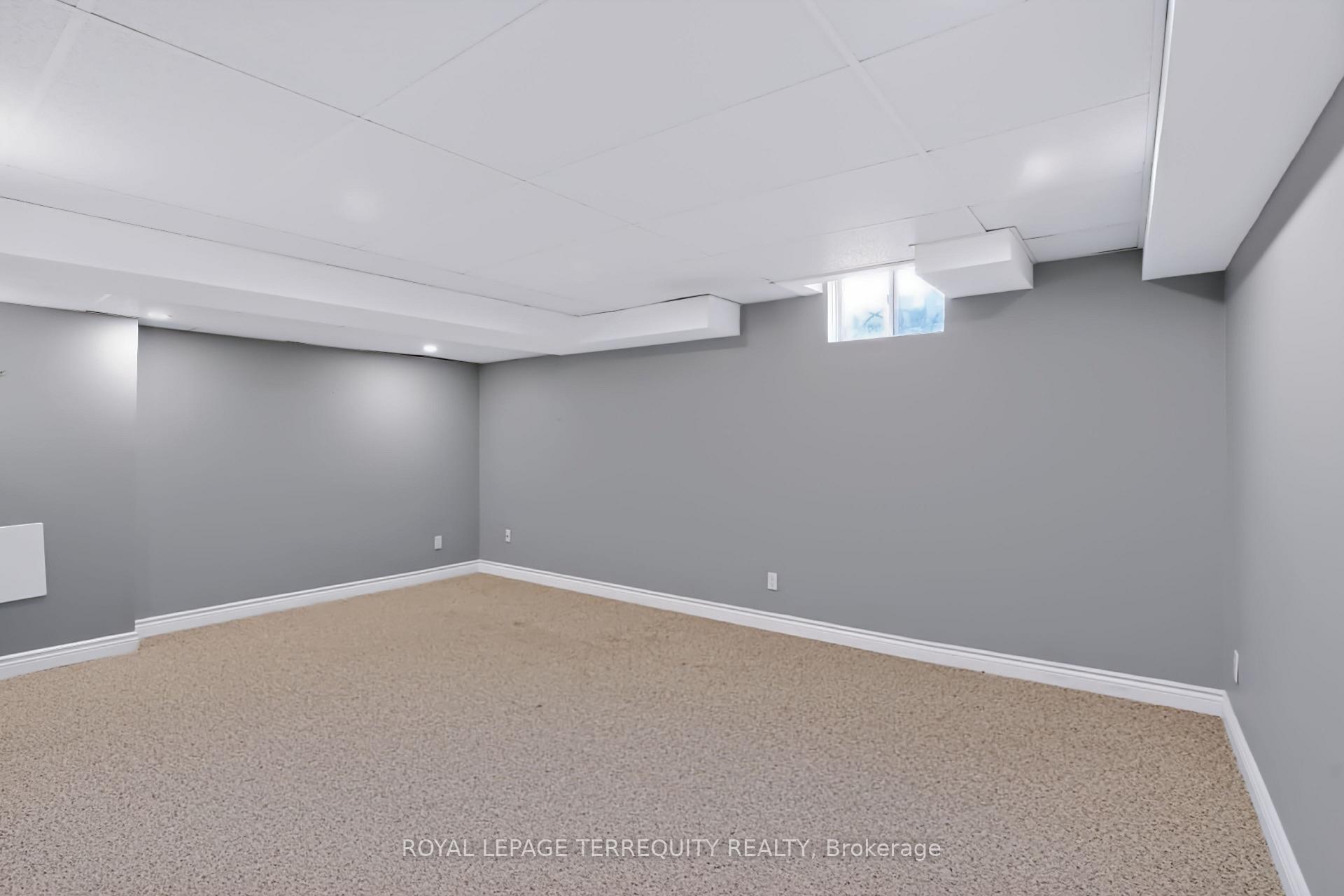 Photo 15 of Unit 19, 253 Sprucewood Crescent W, Clarington, Bowmanville — HOMEH