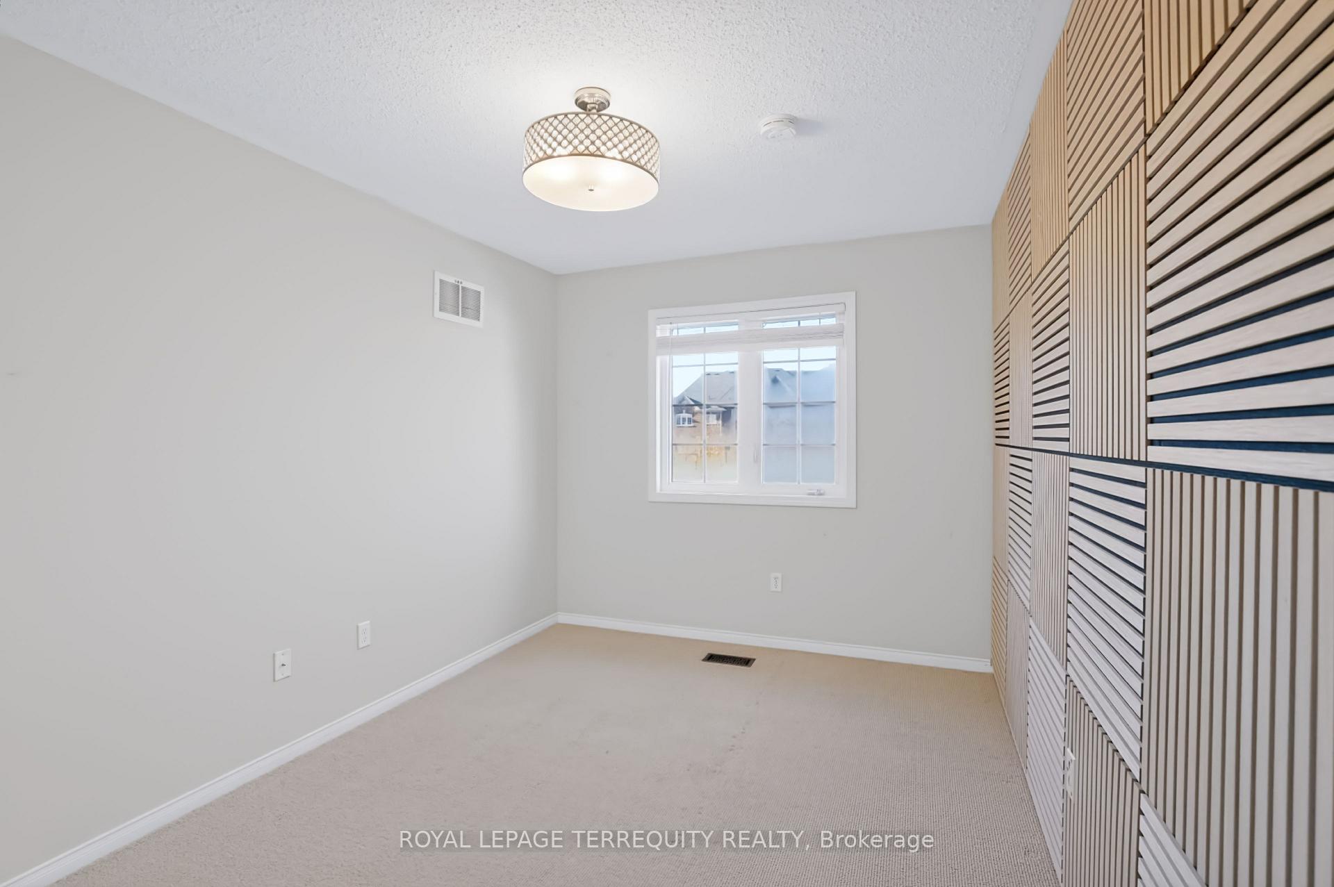 Photo 30 of Unit 19, 253 Sprucewood Crescent W, Clarington, Bowmanville — HOMEH