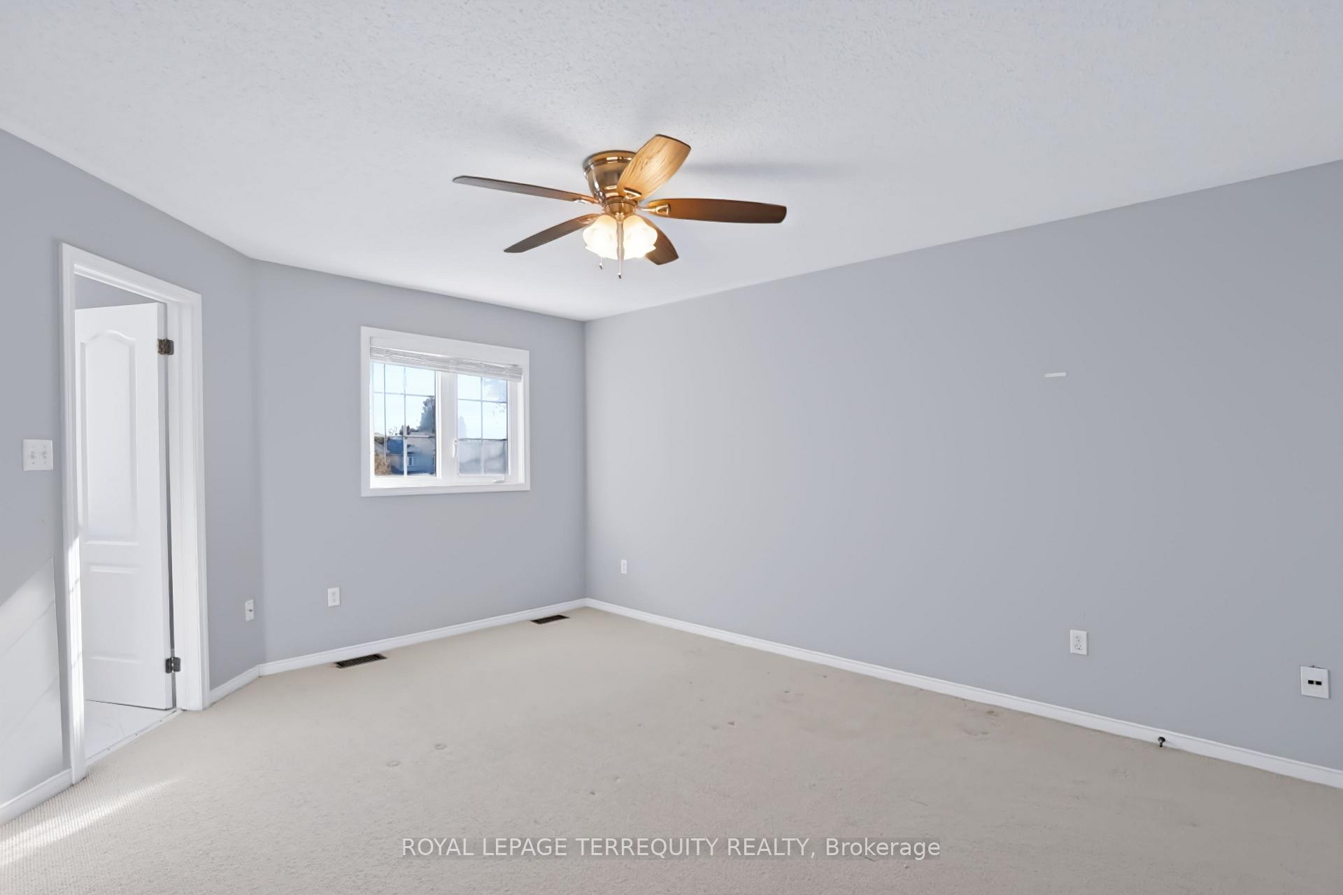 Photo 36 of Unit 19, 253 Sprucewood Crescent W, Clarington, Bowmanville — HOMEH