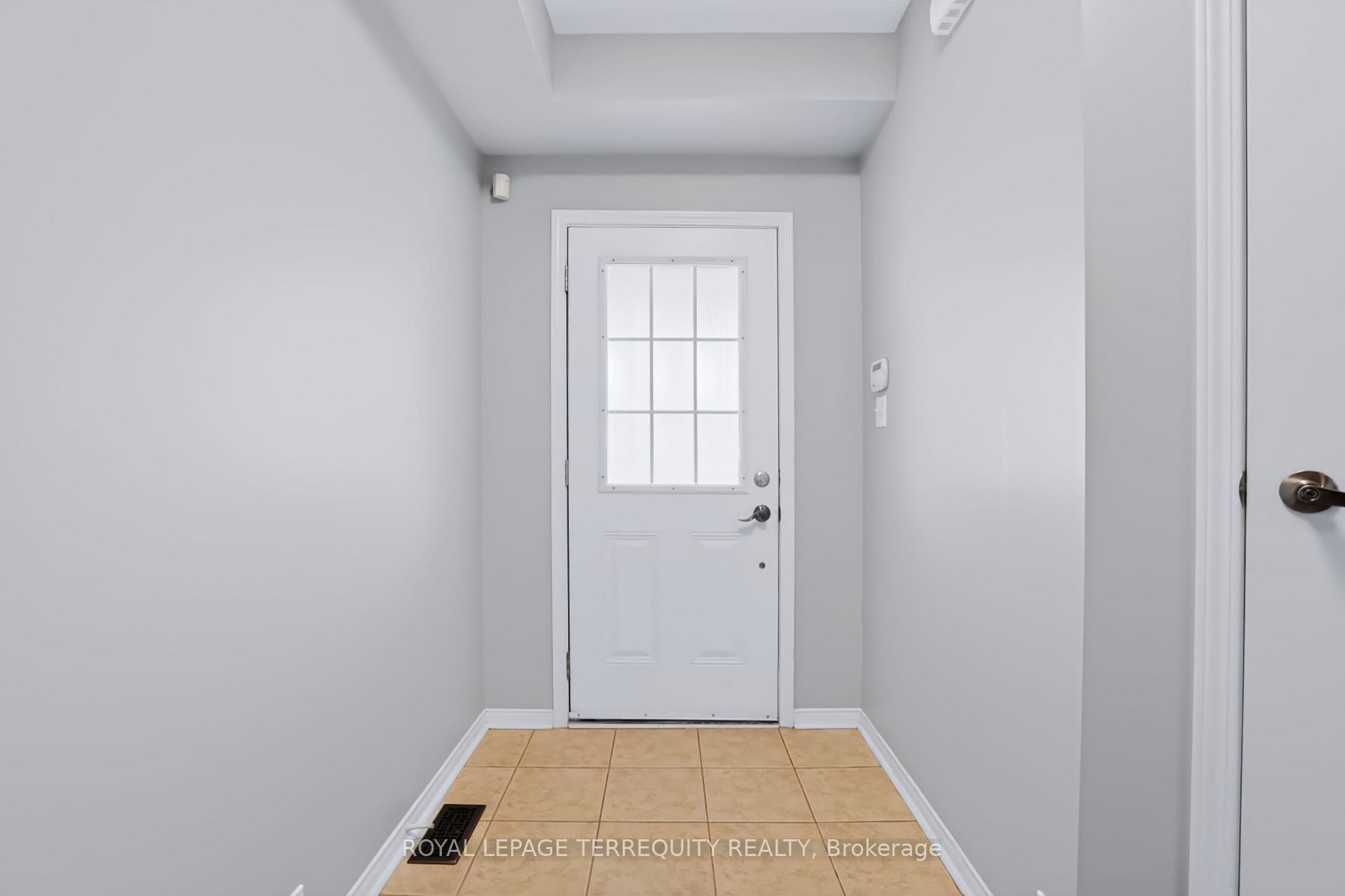 Photo 43 of Unit 19, 253 Sprucewood Crescent W, Clarington, Bowmanville — HOMEH