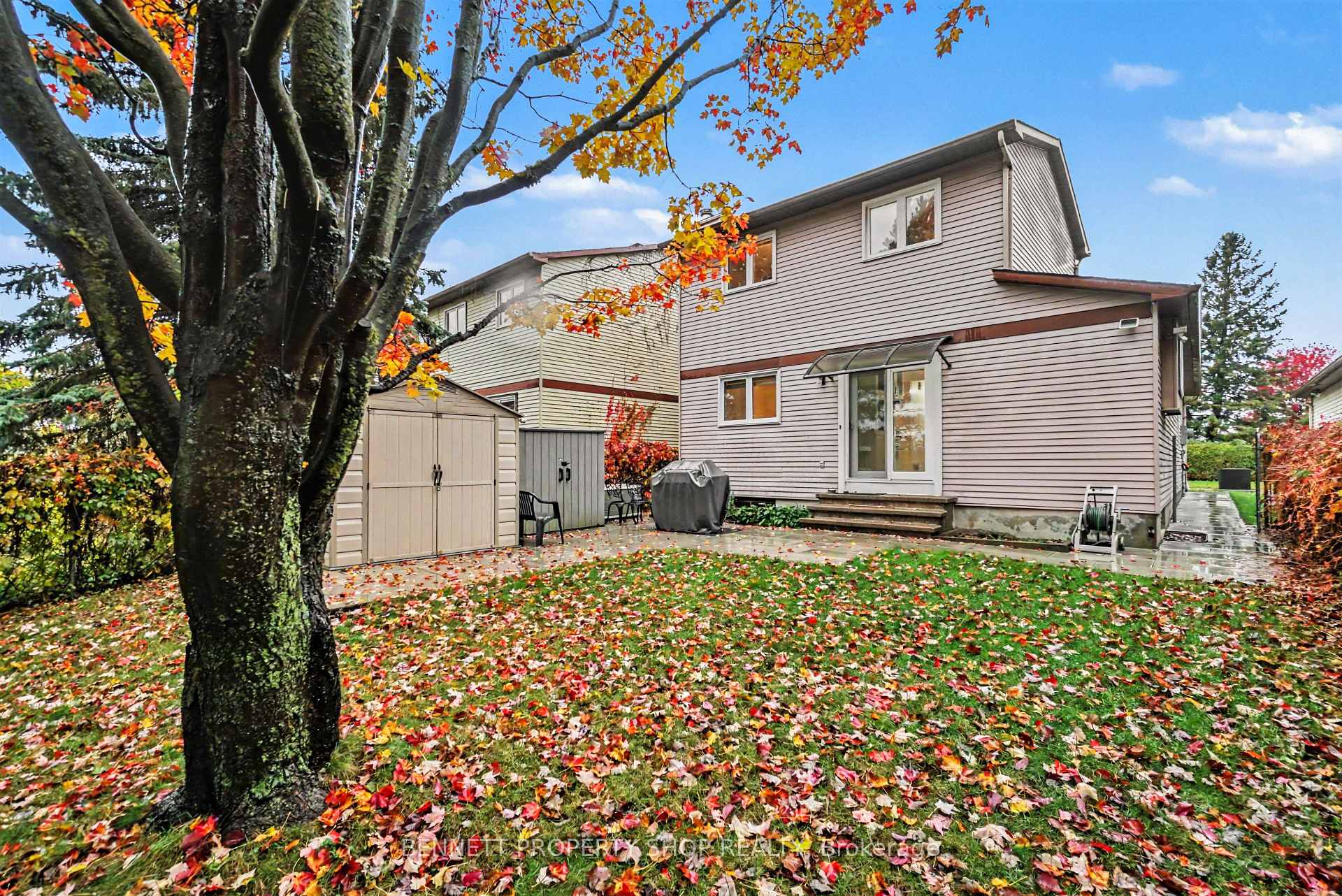 Photo 9 of 1442 Eastcliffe Way, Ottawa, Pineview — HOMEH