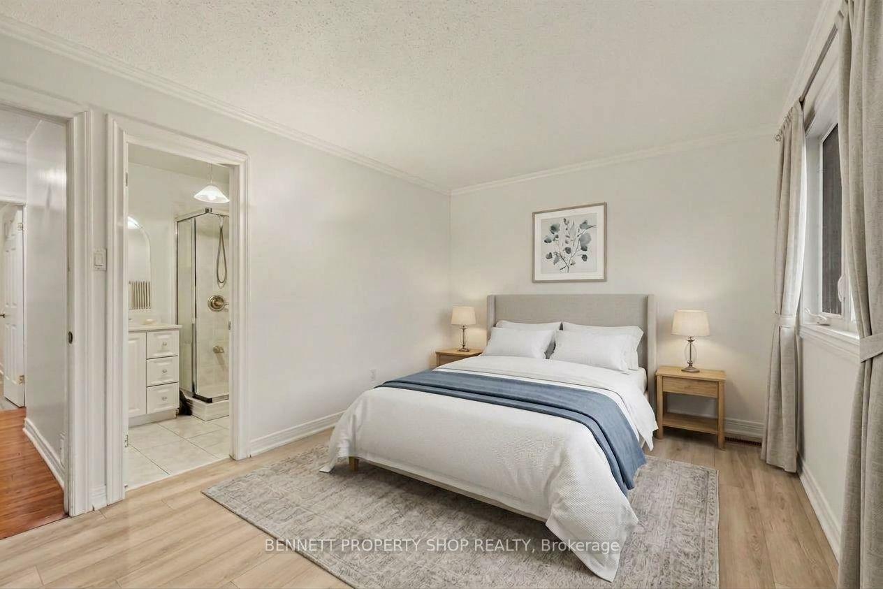 Photo 12 of 1442 Eastcliffe Way, Ottawa, Pineview — HOMEH