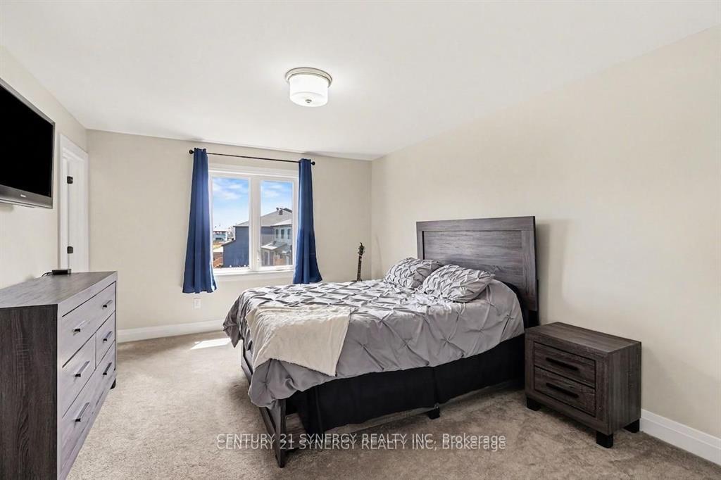 Photo 19 of 2011 Berne Street, Russell, Embrun — HOMEH
