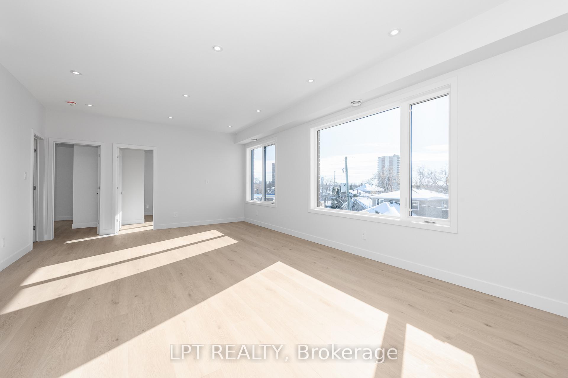 Photo 7 of Unit 9, 319 Shakespeare Street, Ottawa, Vanier — HOMEH