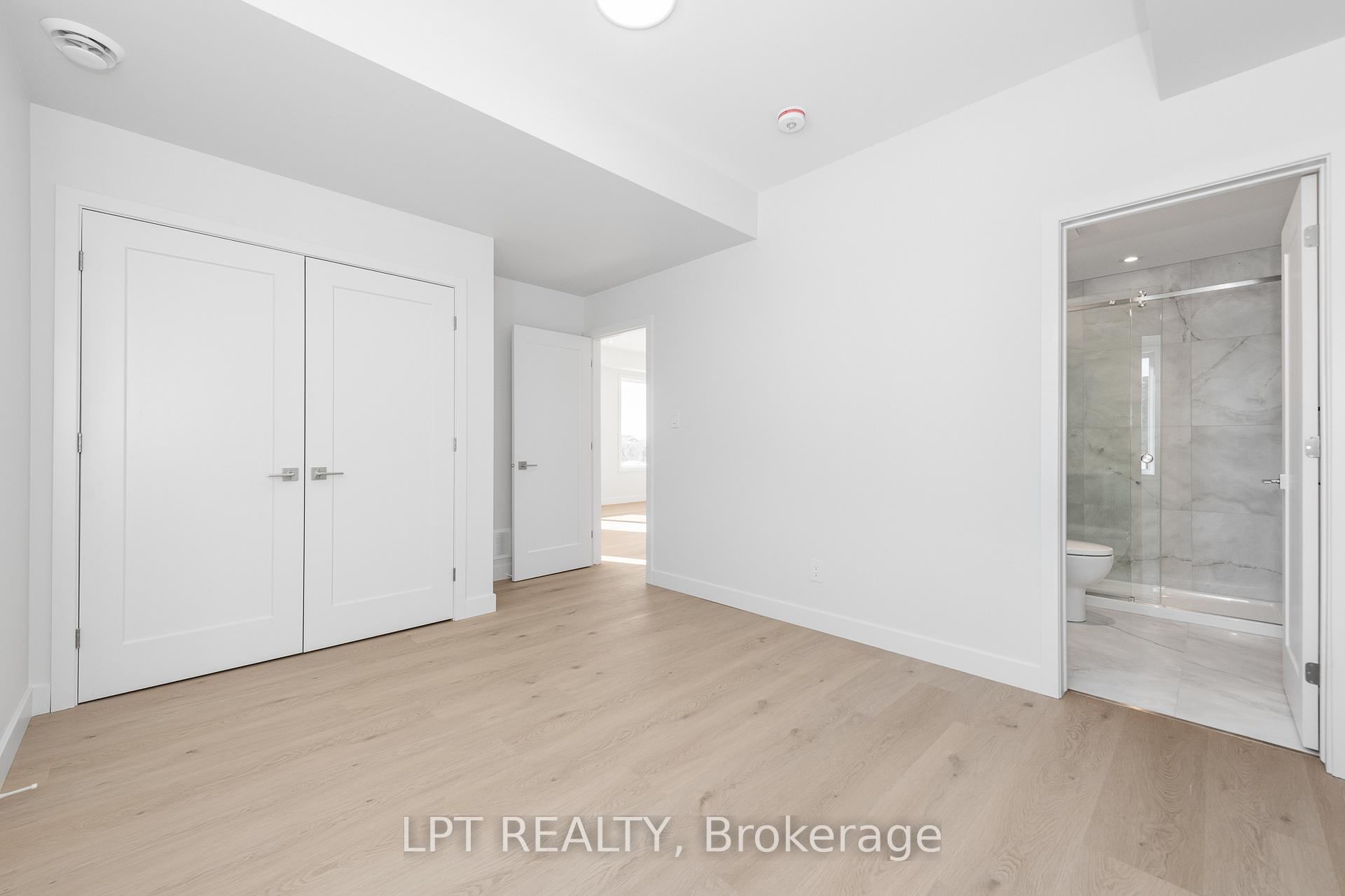 Photo 18 of Unit 9, 319 Shakespeare Street, Ottawa, Vanier — HOMEH