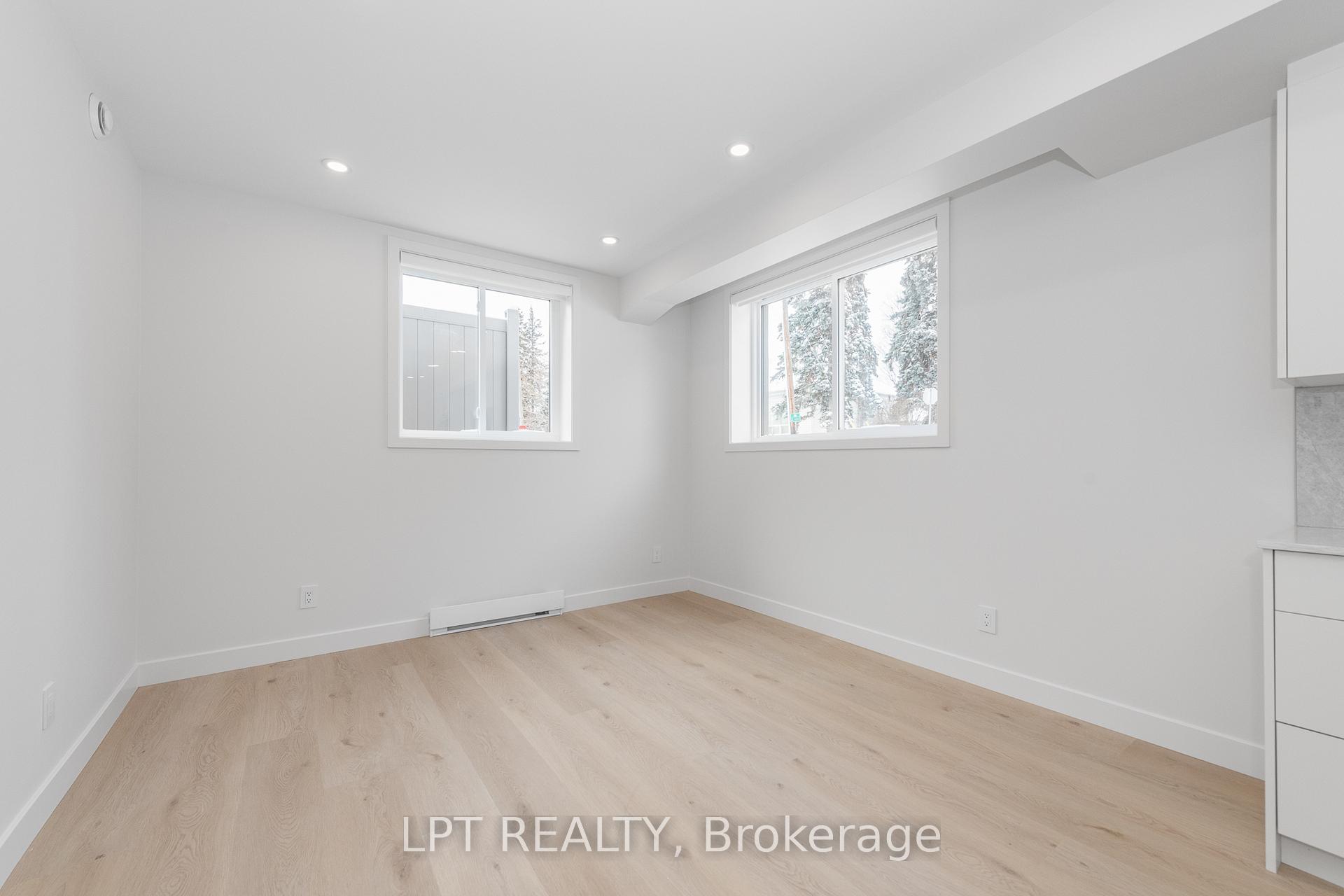 Photo 6 of Unit 2, 319 Shakespeare Street, Ottawa, Vanier — HOMEH