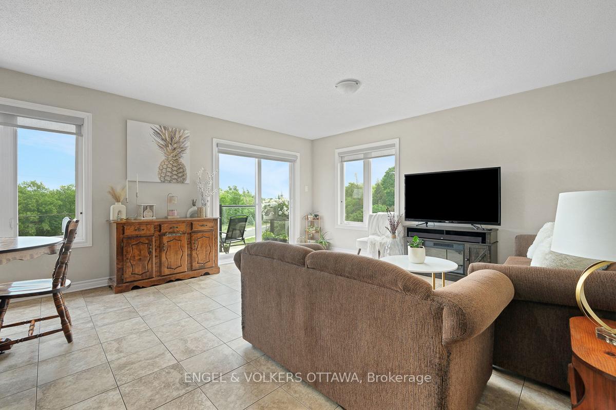 Photo 6 of Unit 202, 38 Charles Street, North Stormont, North Stormont (Finch) Twp — HOMEH
