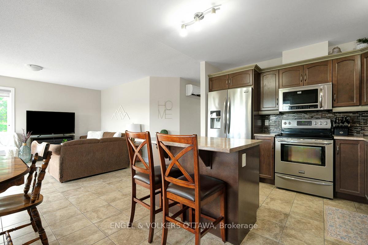 Photo 15 of Unit 202, 38 Charles Street, North Stormont, North Stormont (Finch) Twp — HOMEH