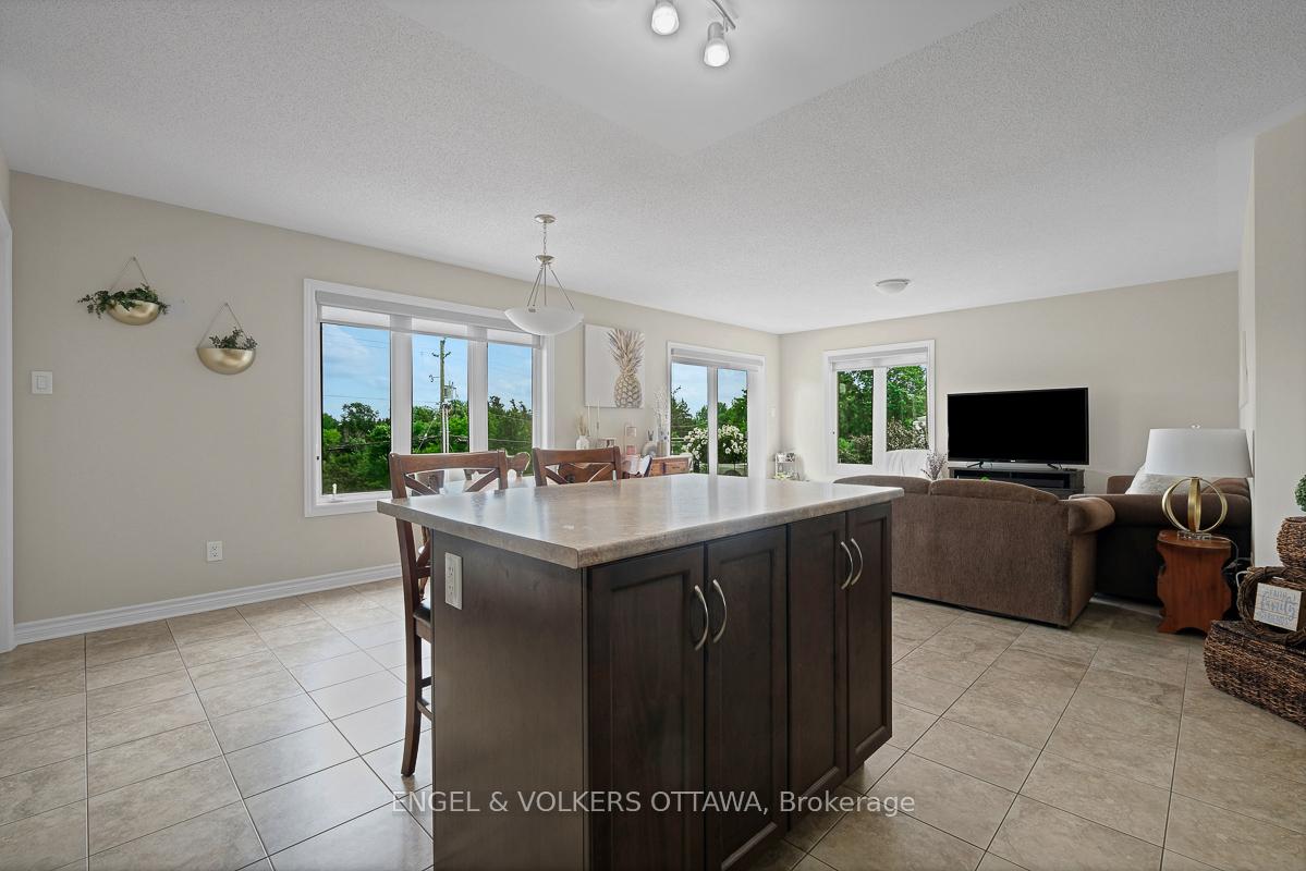 Photo 19 of Unit 202, 38 Charles Street, North Stormont, North Stormont (Finch) Twp — HOMEH