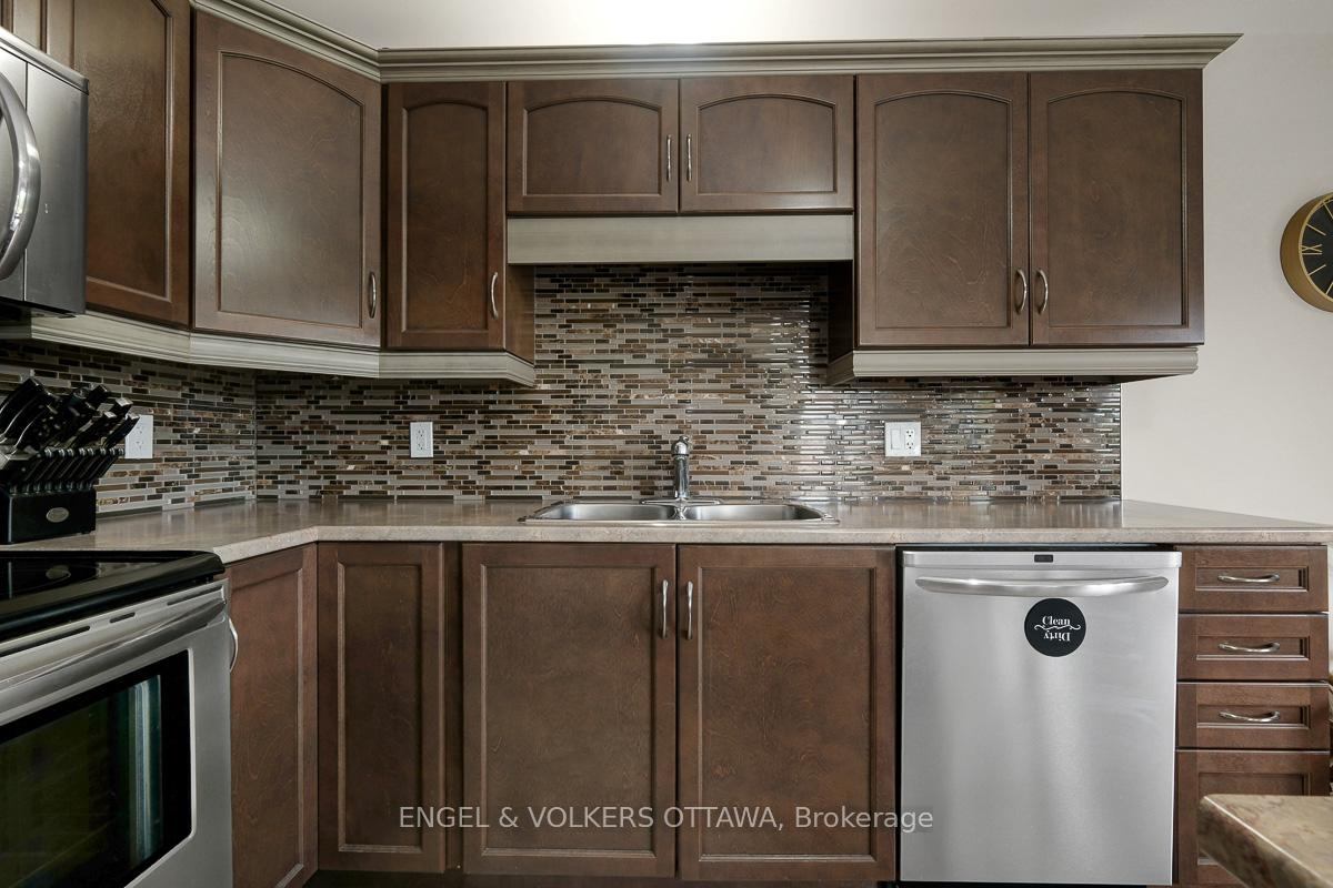 Photo 20 of Unit 202, 38 Charles Street, North Stormont, North Stormont (Finch) Twp — HOMEH