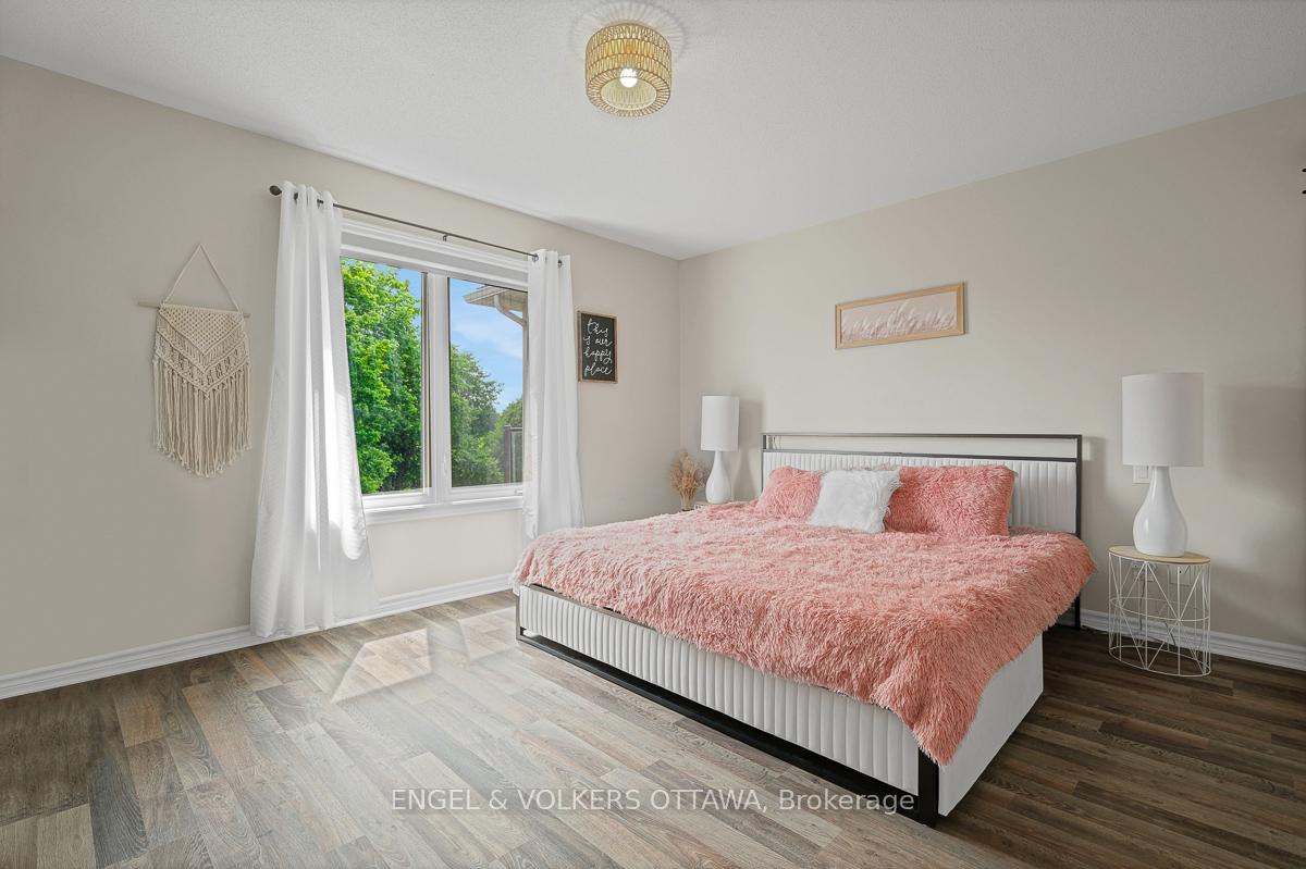 Photo 24 of Unit 202, 38 Charles Street, North Stormont, North Stormont (Finch) Twp — HOMEH