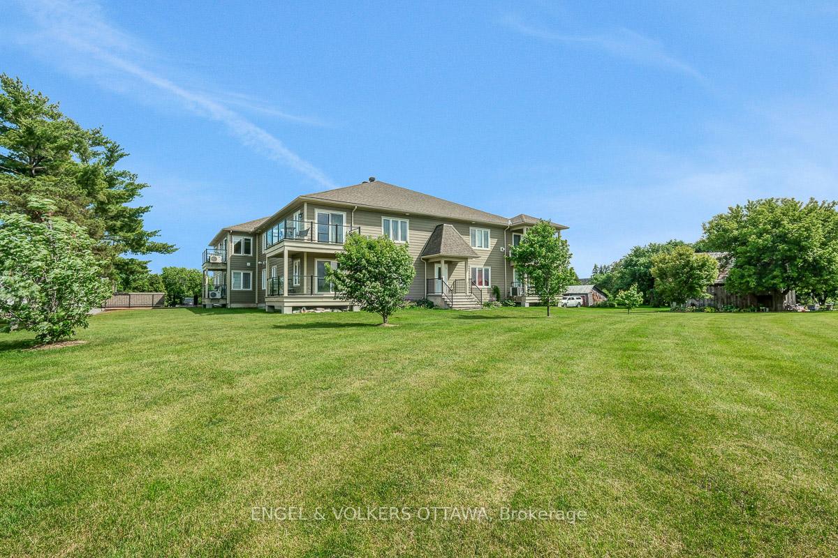 Photo 36 of Unit 202, 38 Charles Street, North Stormont, North Stormont (Finch) Twp — HOMEH